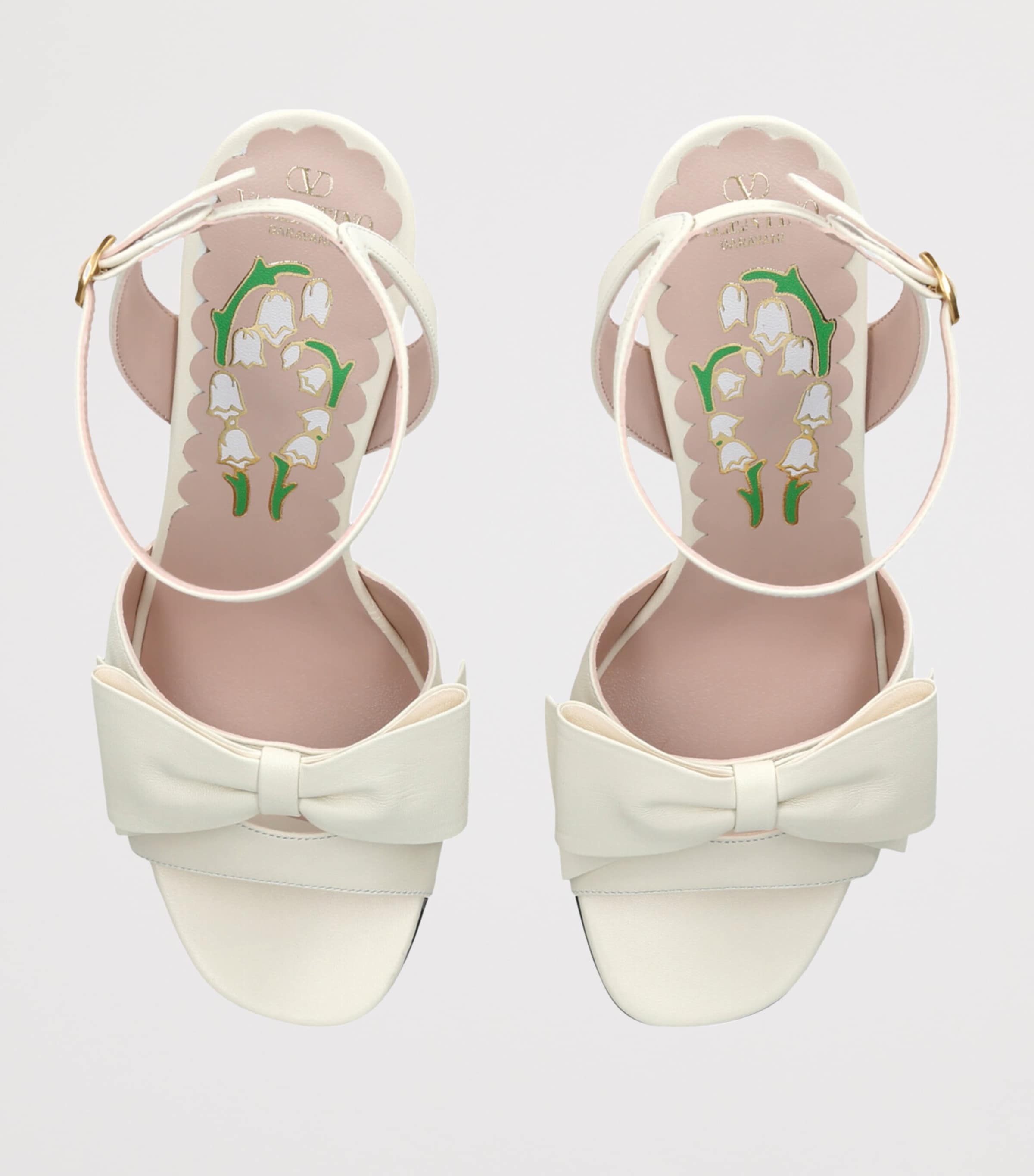 ◆VALENTINO◆ Bowow 95 レザー リボン サンダル VALENTINO GARAVANI Bowow 95 レザー サンダル リボン飾り付き
