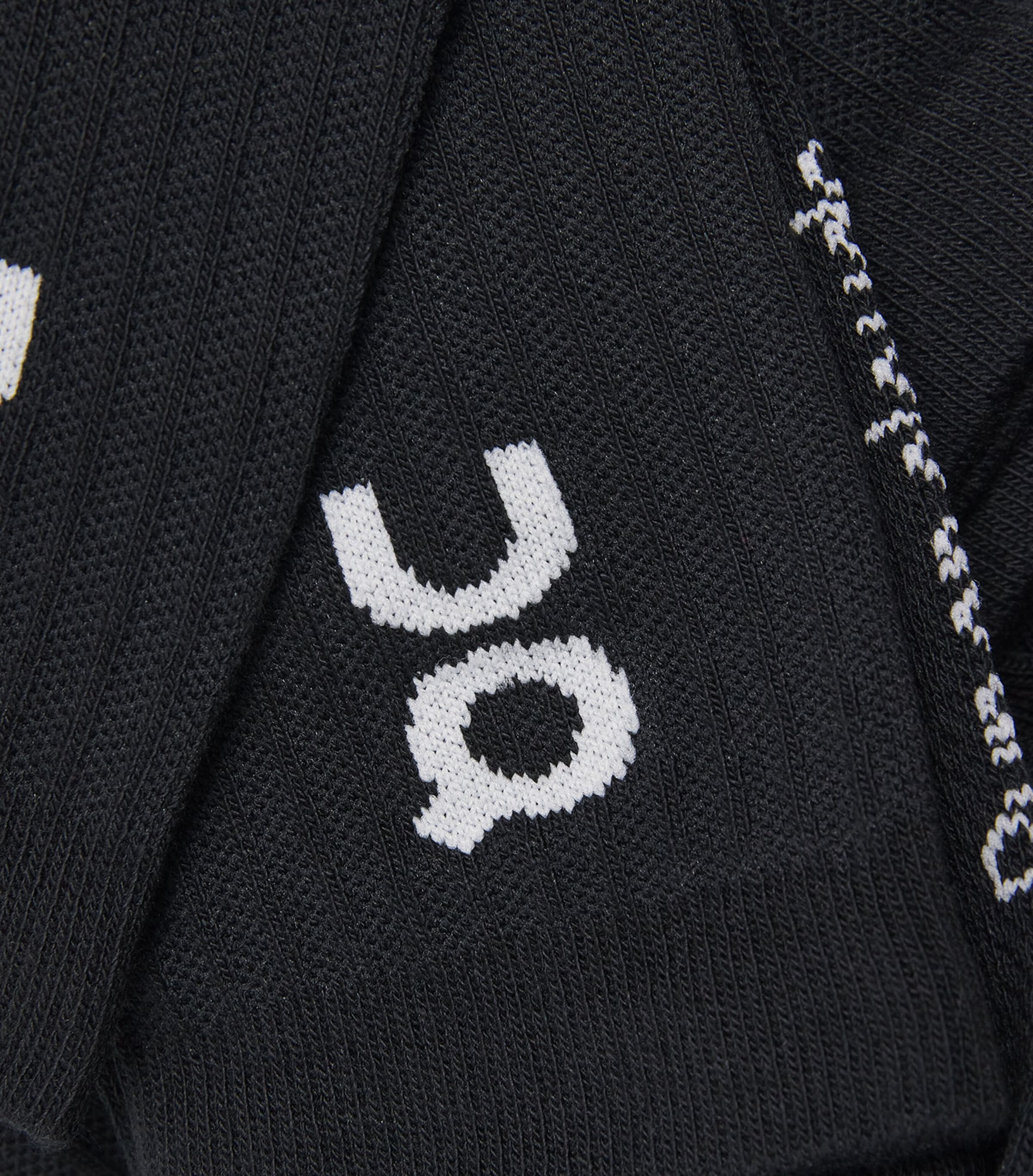 On Womens High-Cut Logo Socks (Pack of 3) Black Image 2