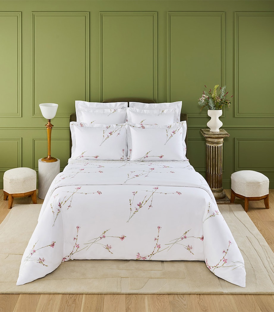 Gaura Standard Oxford Pillowcase (50cm x 75cm) MULTICOLOURED Image 3