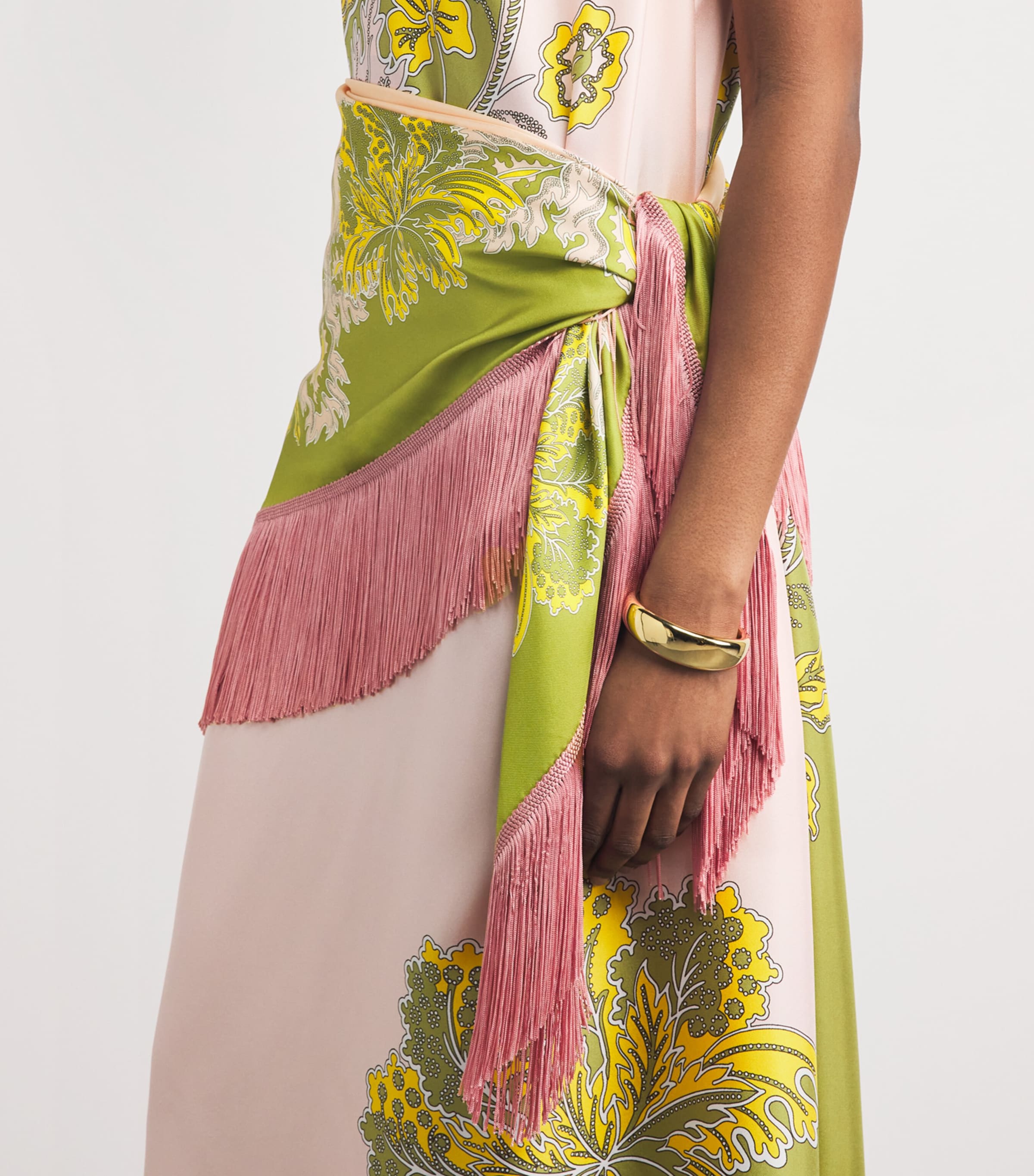 La Doublej Silk Printed Fringed Scarf Swathe Placée Image 3