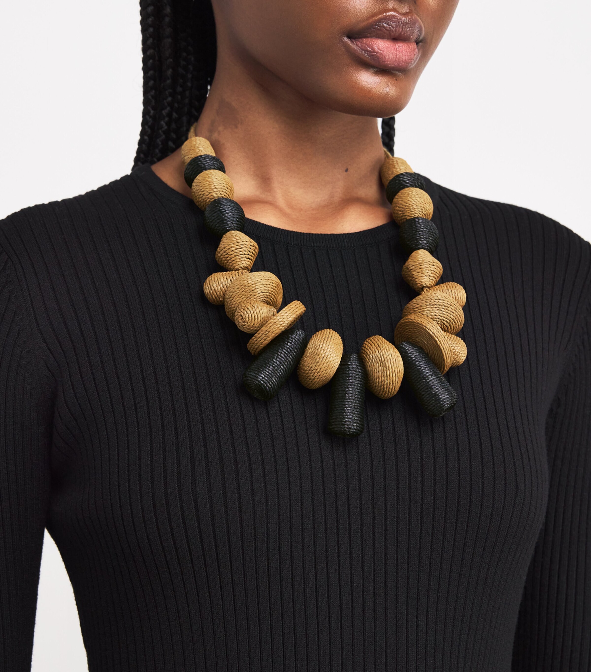 Straw Necklace TOBACCO Image 2