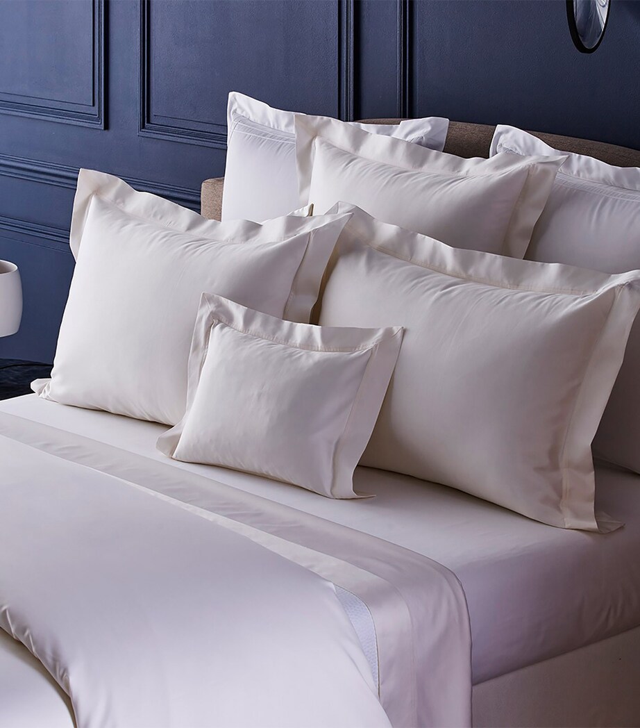 Yves Delorme Couture Egyptian Cotton Prodige Emperor Duvet Cover (280cm x 240cm) Creme Image 1
