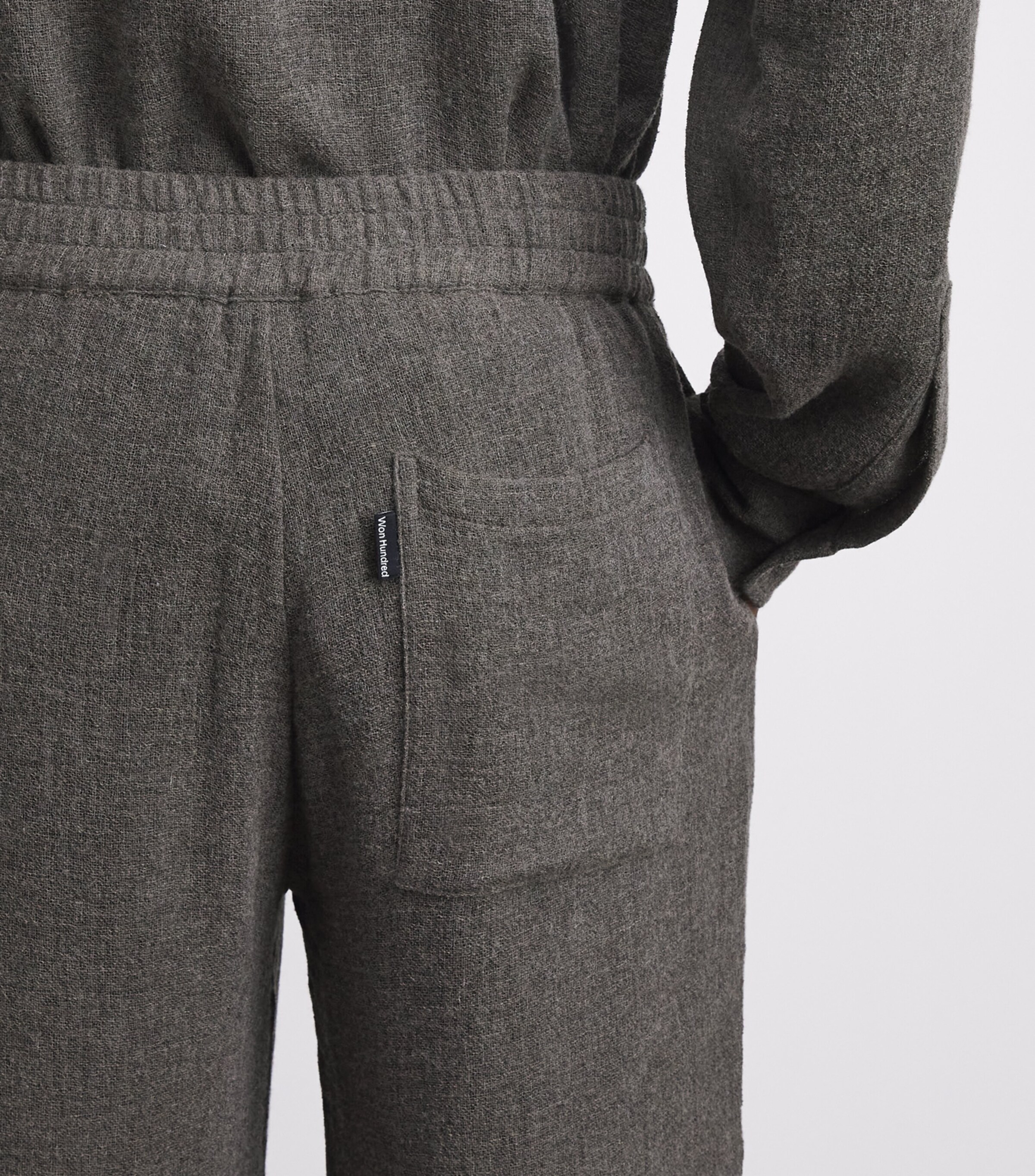 Won Hundred Mens Wool-Viscose Leon Wide-Leg Trousers Dusty Brown Image 3