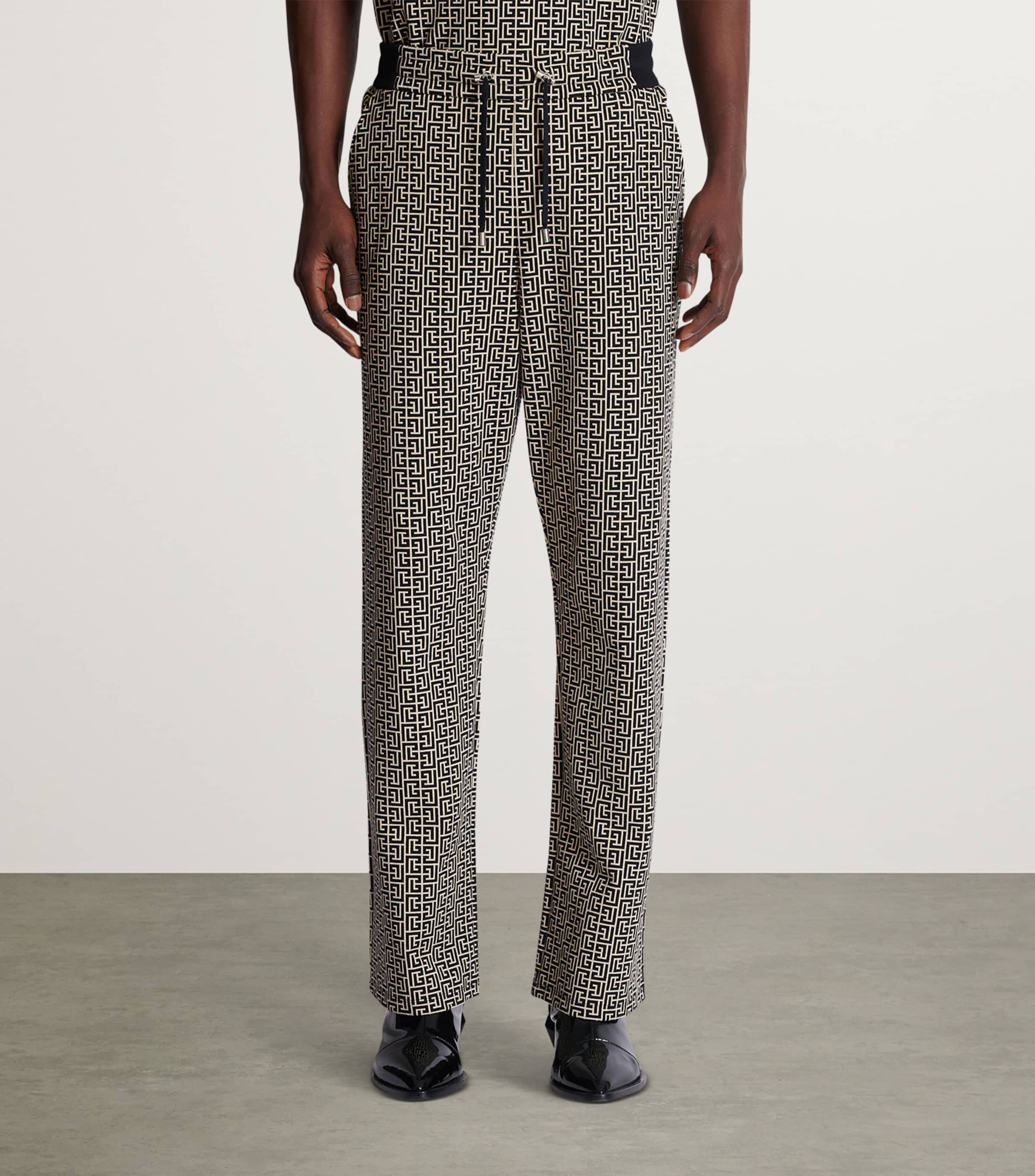 Balmain Mens Jacquard PB Labyrinth Sweatpants Gfe Ivoire/noir Image 4