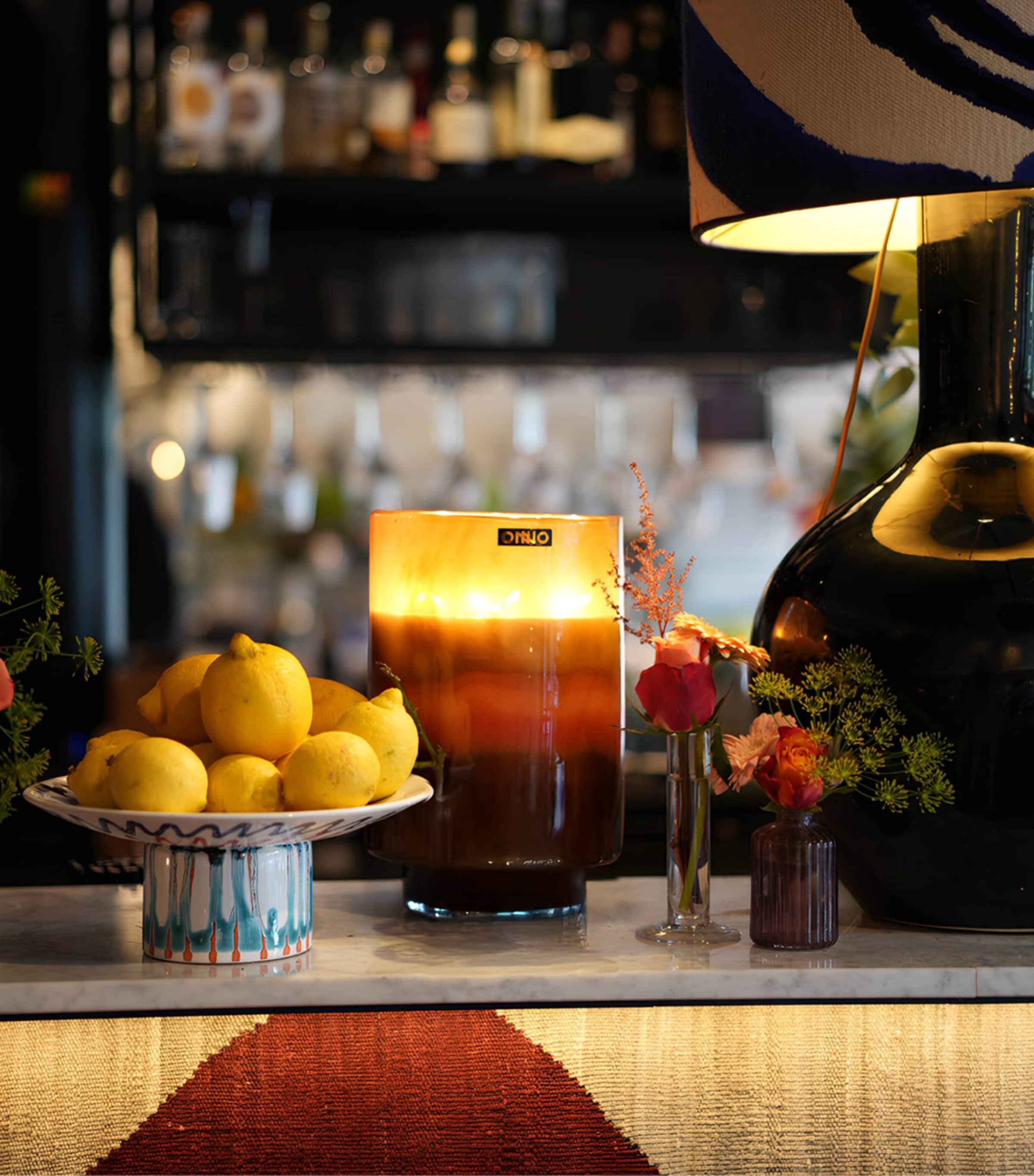 Medium Romy Cashmere Candle (325g) TOBACCO BROWN Image 3