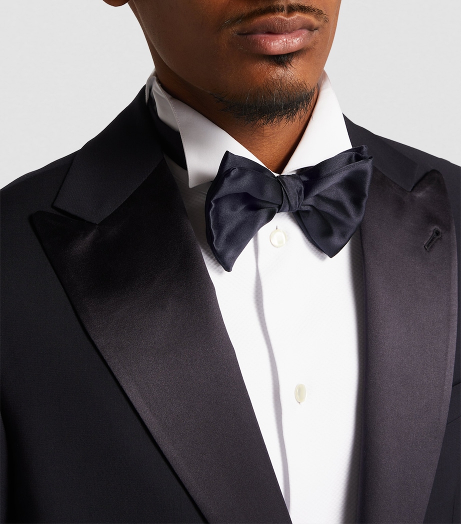 Large Silk Pre-Tied Bowtie 00036 Image 2