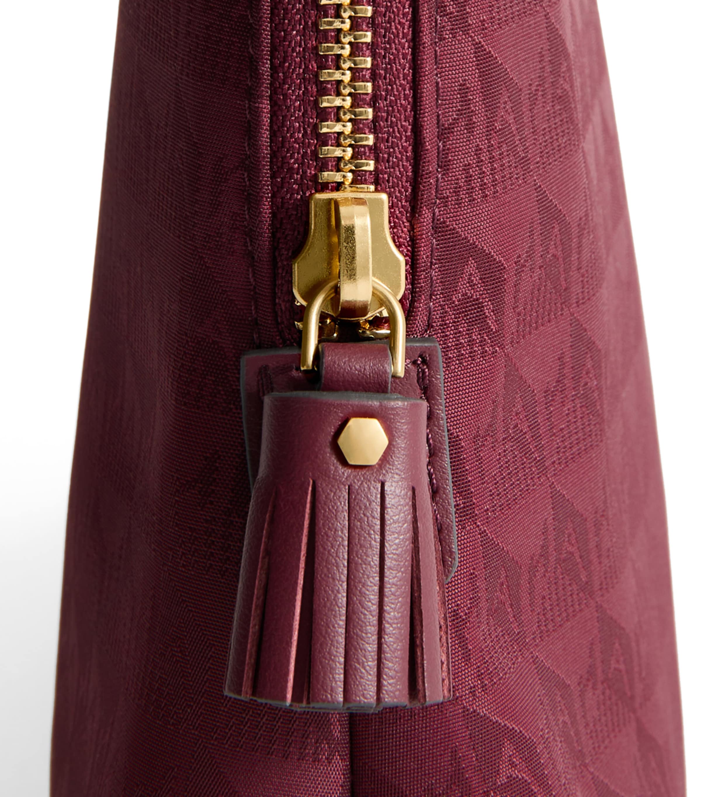 Logo Jacquard Lotions and Potions Pouch MAGENTA Image 2