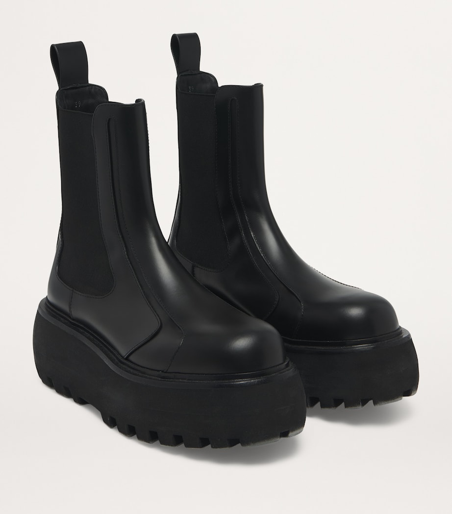 Leather Sofa Chelsea Boots 1000 Image 2