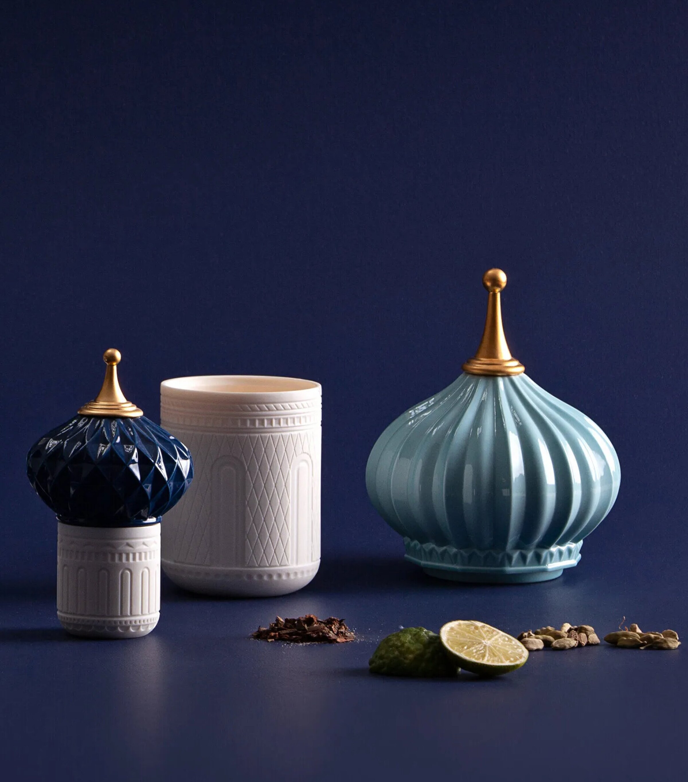 Blue Spire Scented Candle (200g) MULTI Image 4