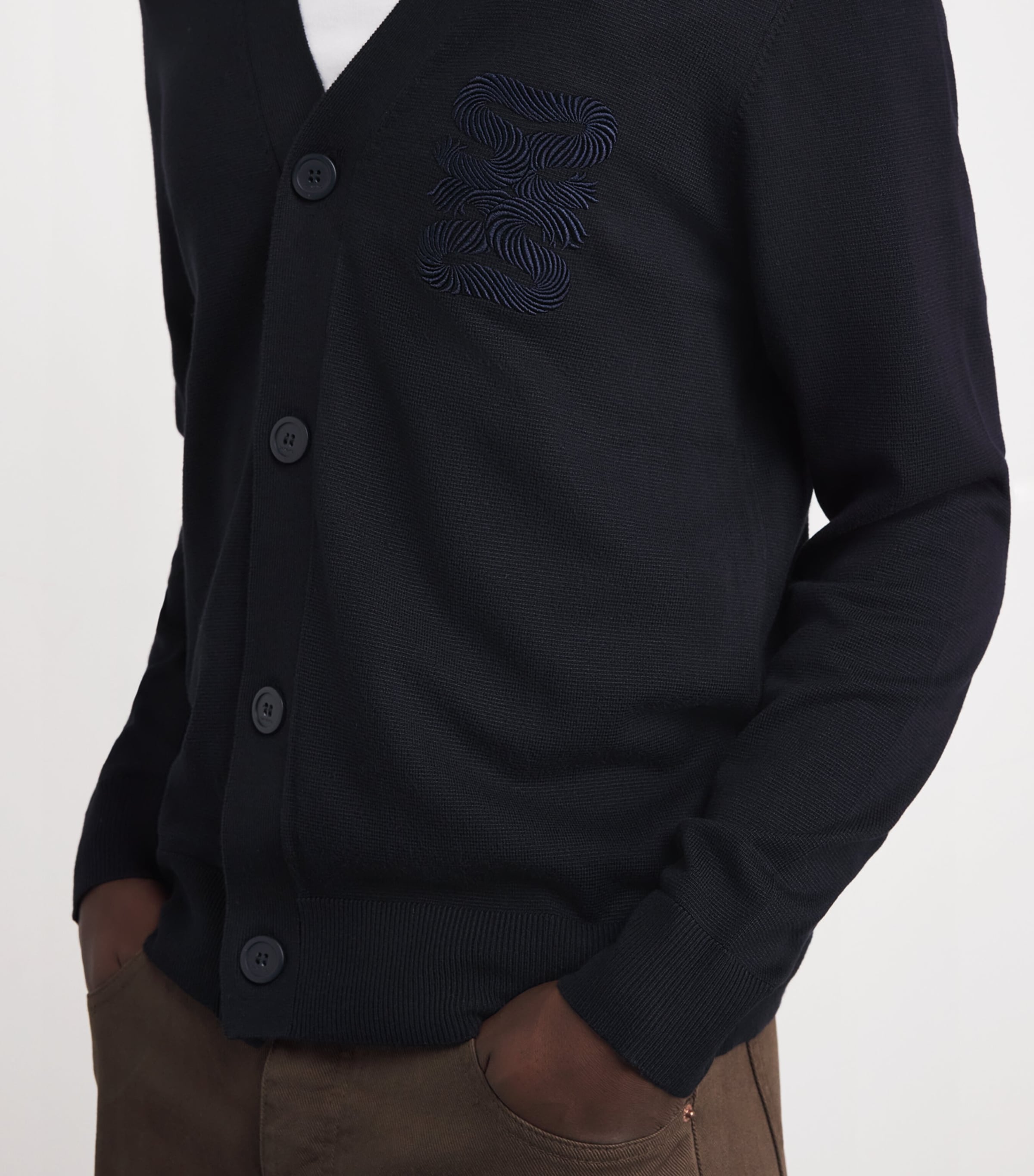 Monogram V-Neck Cardigan NAVY BLUE Image 6