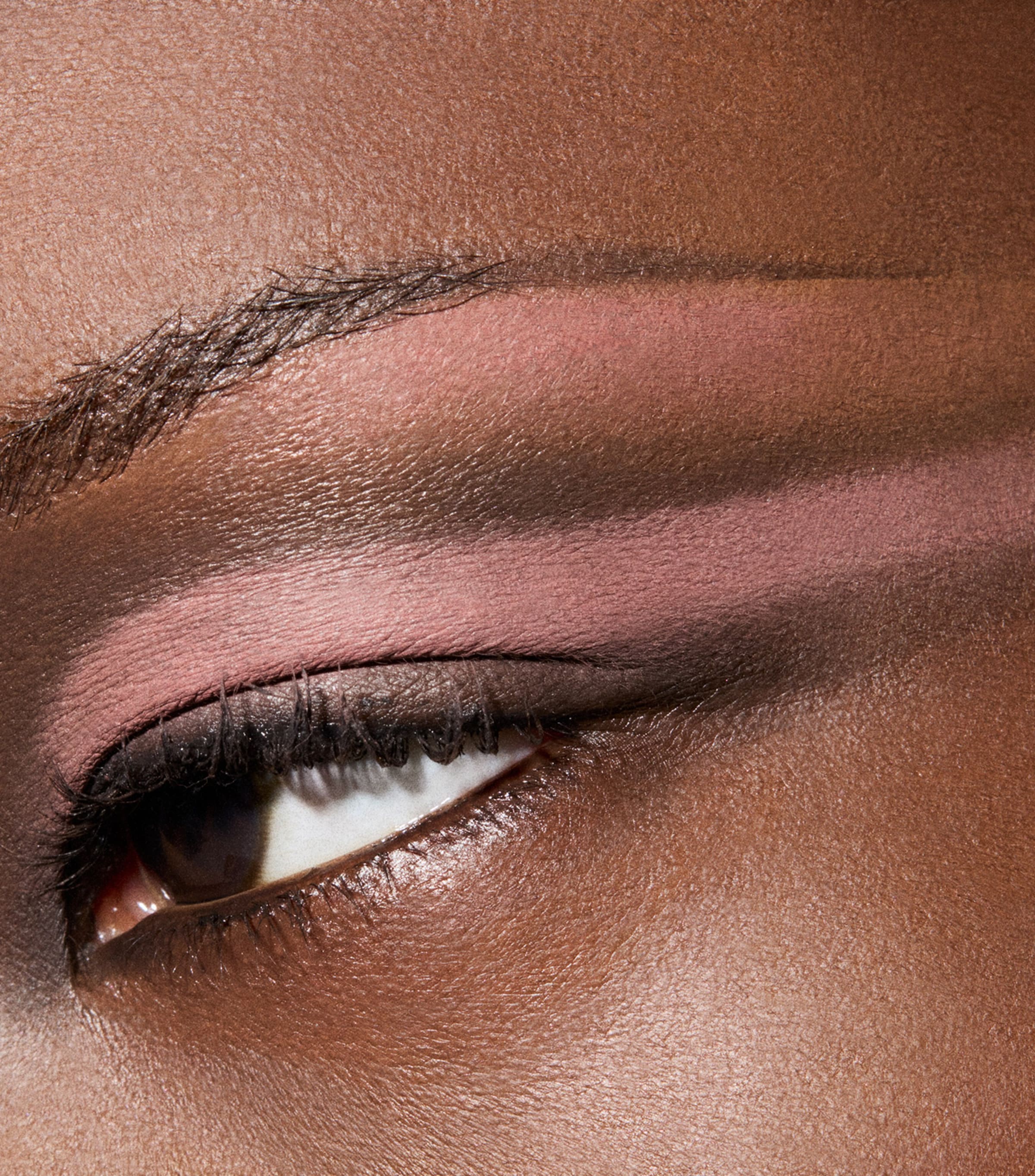 MAC Multisculpt Matte Eye and Face Contour Velvet Teddy Image 5