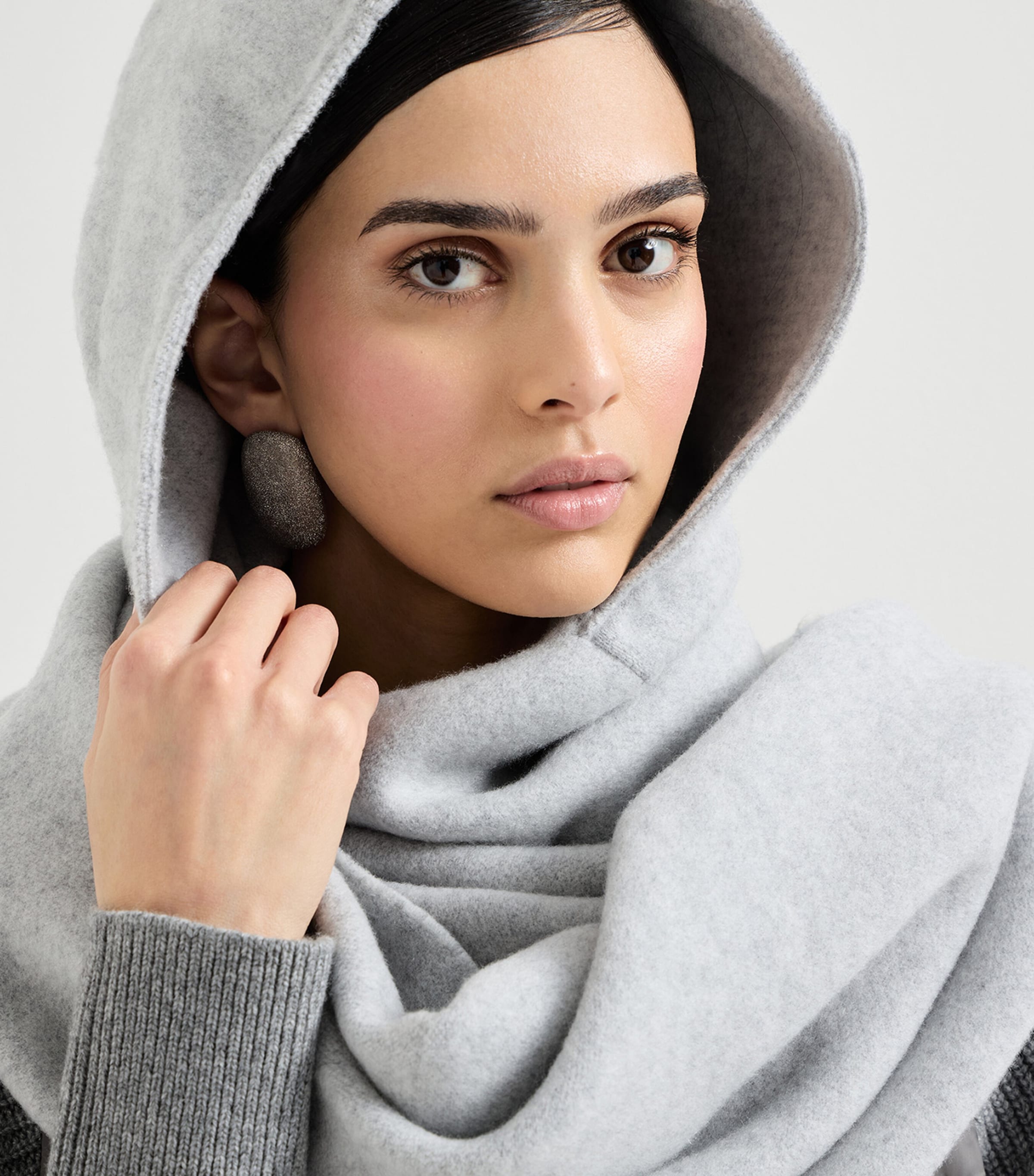Brunello Cucinelli Wool-Cashmere Hooded Scarf Image 2