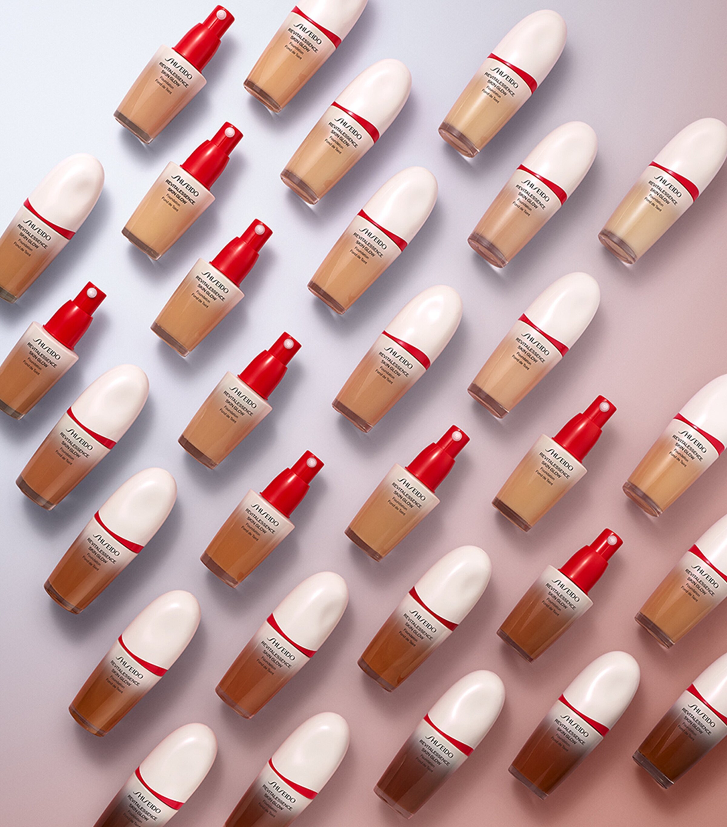 Revitalessence Skin Glow Foundation SPF 30 560 OBSIDIAN Image 8