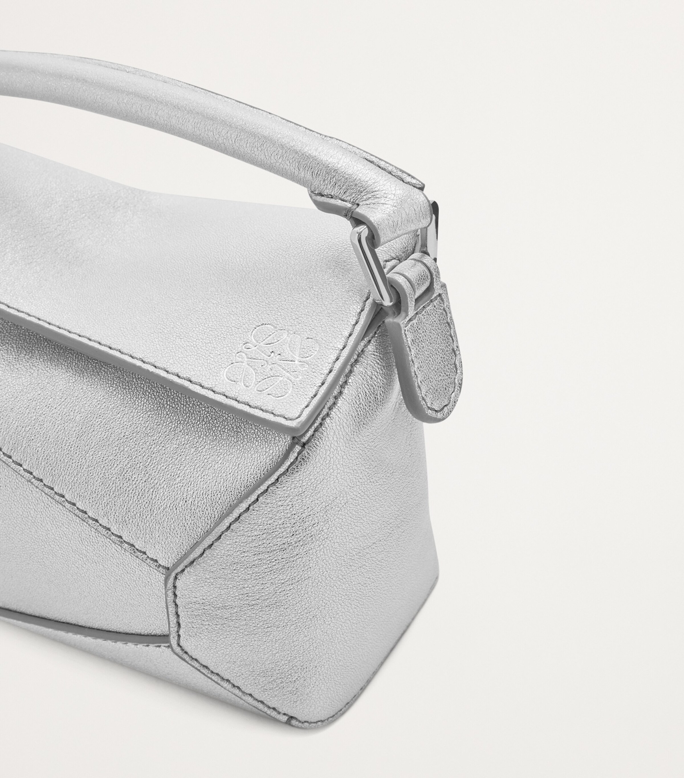 Mini Leather Puzzle Edge Top-Handle Bag SILVER Image 8