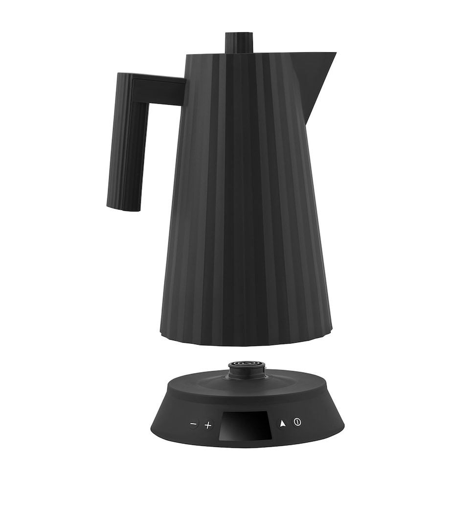 Plissé Temperature Control Kettle (1.7L) BLACK Image 2