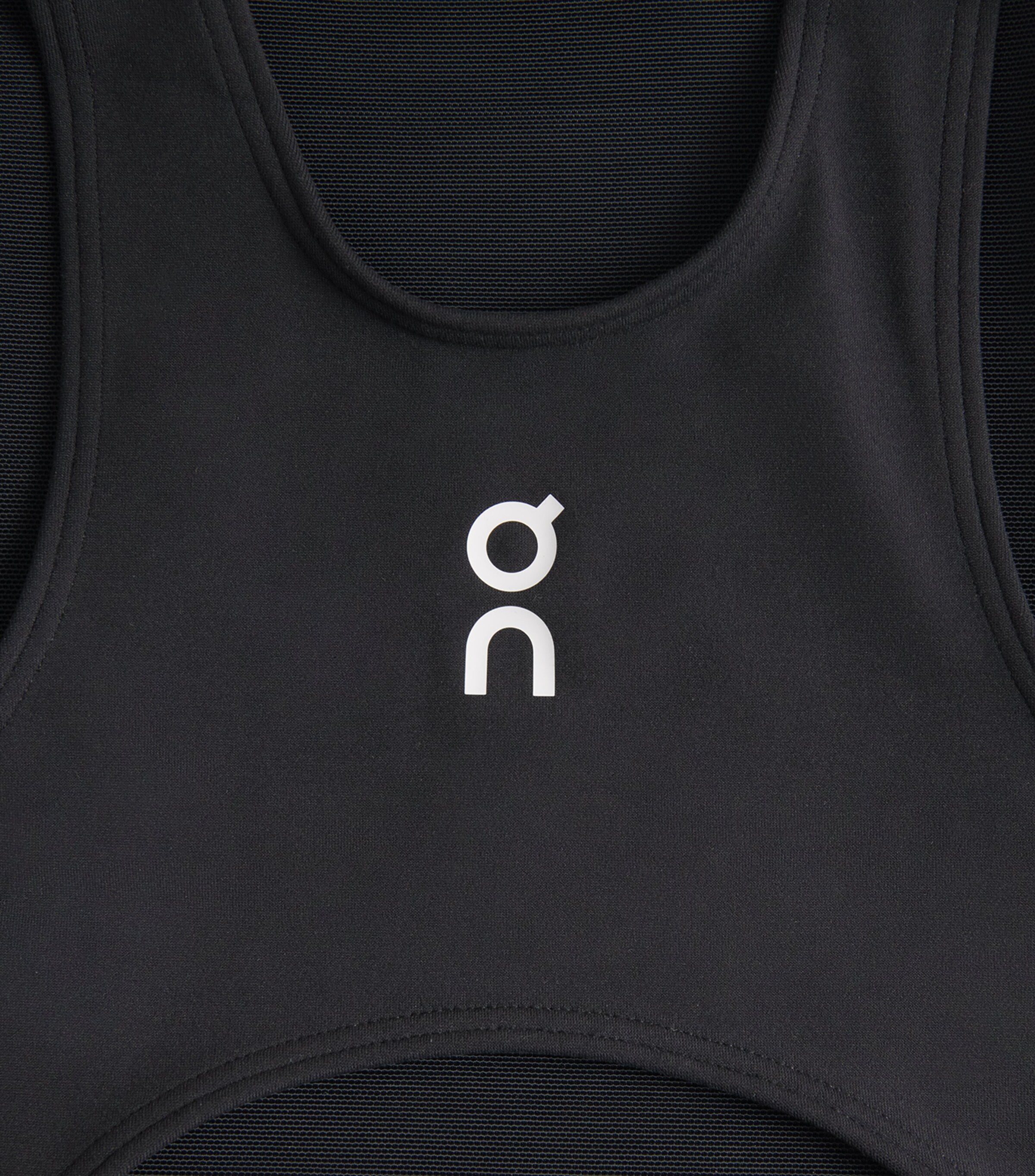 On Womens Court Cropped Tank Top Black Image 6