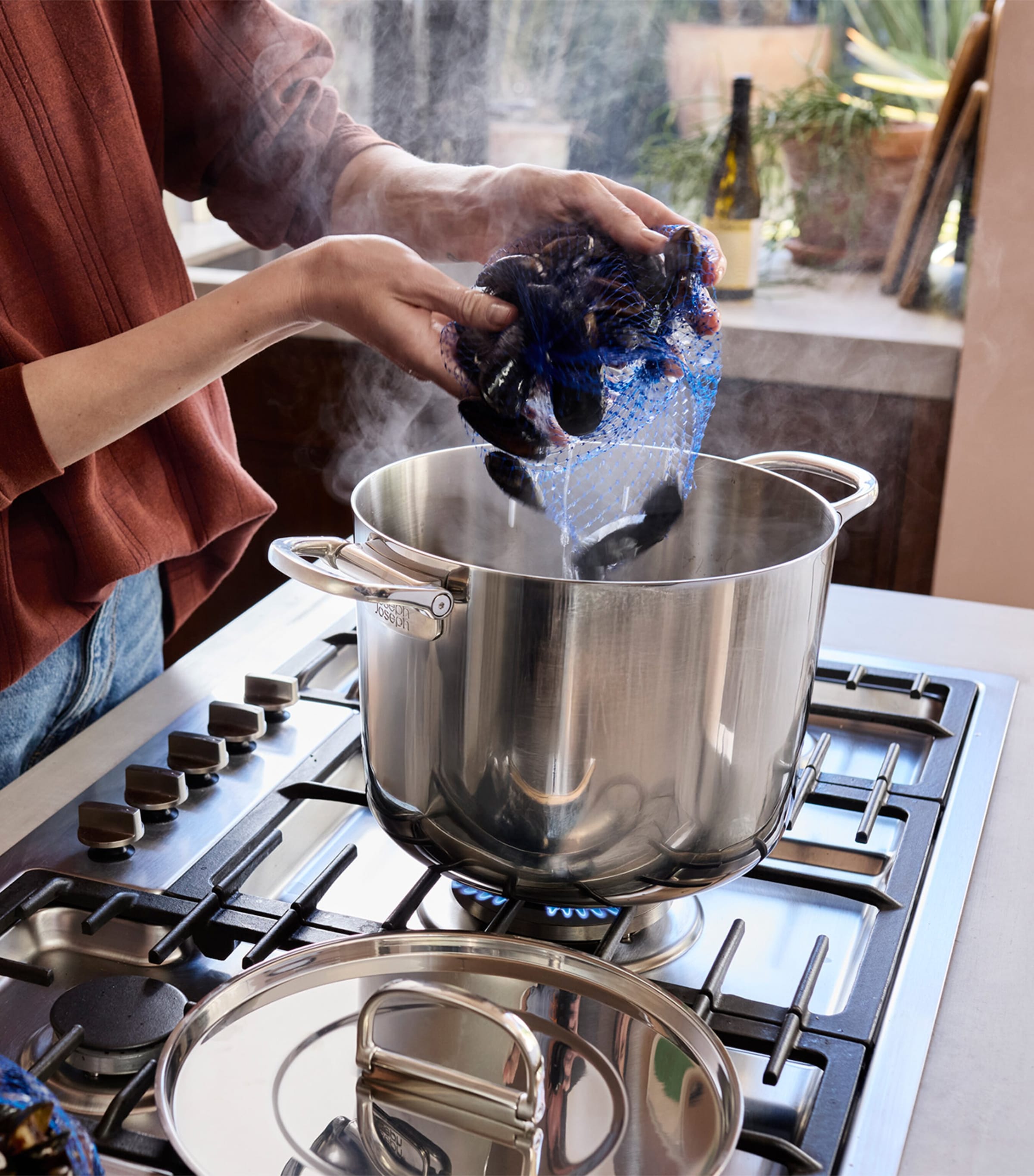 Space Steel Folding-Handle 6-Piece Cookware Set STAINLESS STEEL Image 3