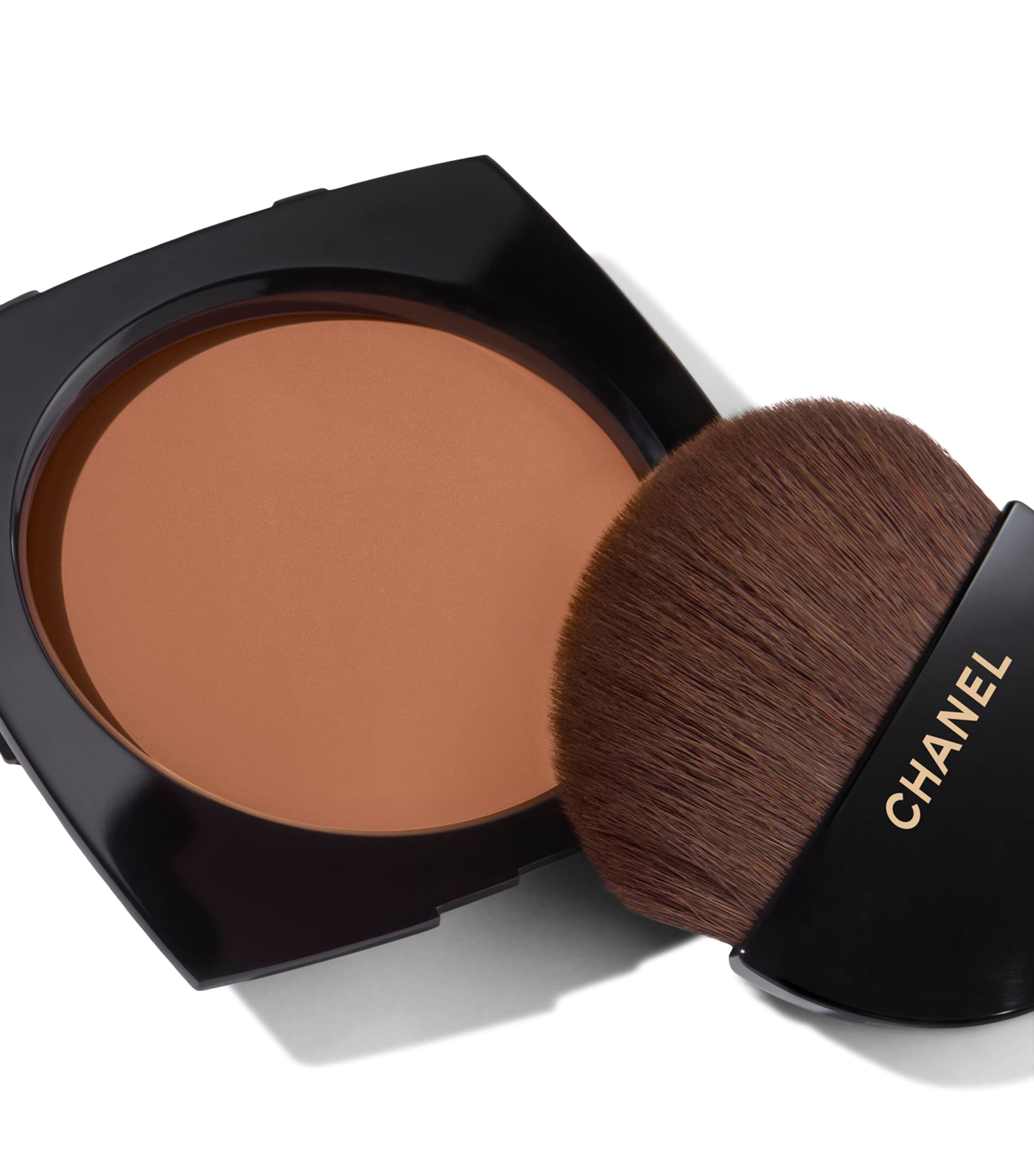 CHANEL LES BEIGES Healthy Glow Sheer Powder - Refill | Make-up | Face | Powders | Designers | CHANEL | Beauty CHANEL LES BEIGES Healthy Glow Sheer Powder - Refill | Make-up | Face | Powders | Designers | CHANEL | Beauty