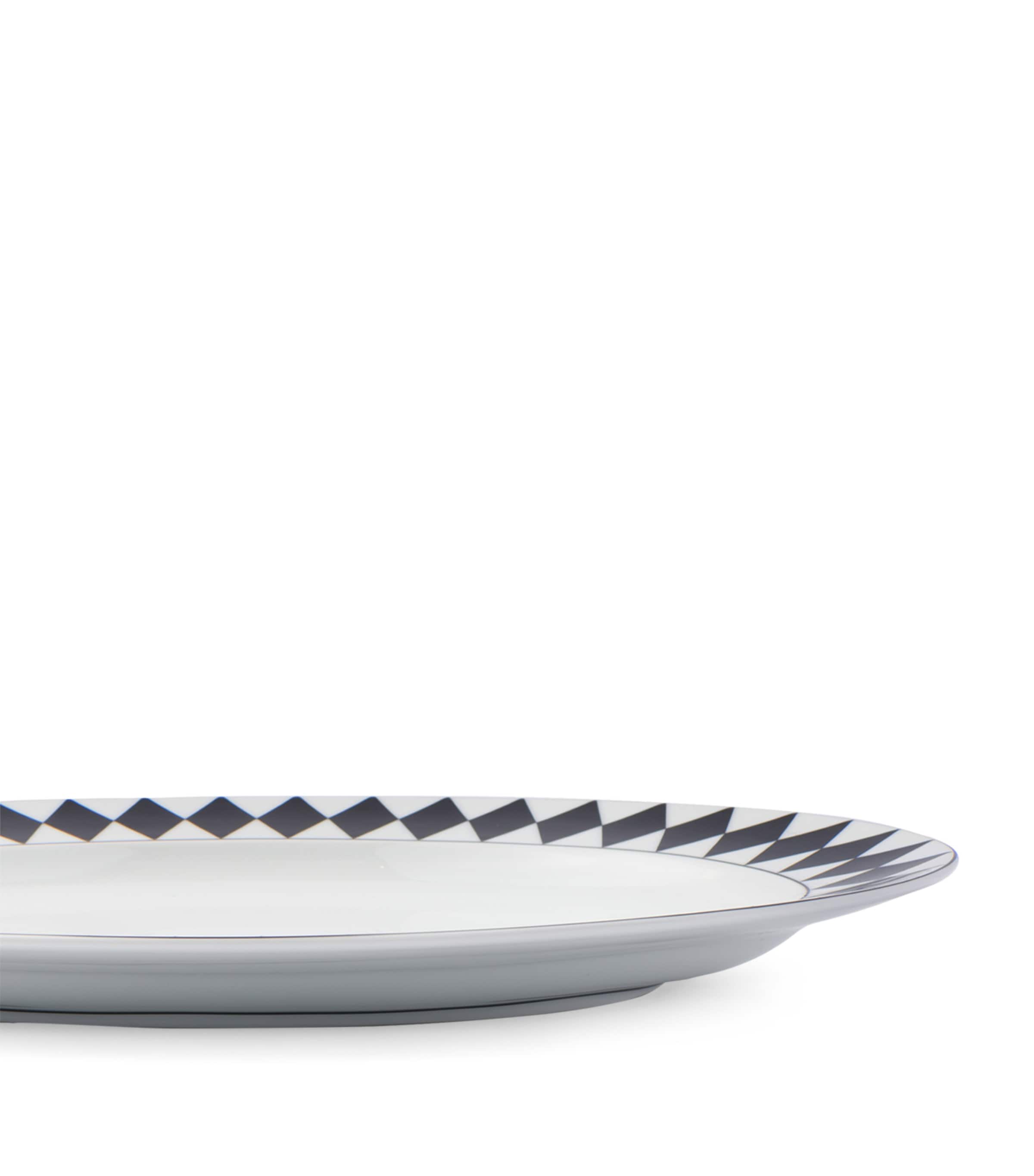 Chequerboard Serving Plate (40cm) F0E5W Image 2