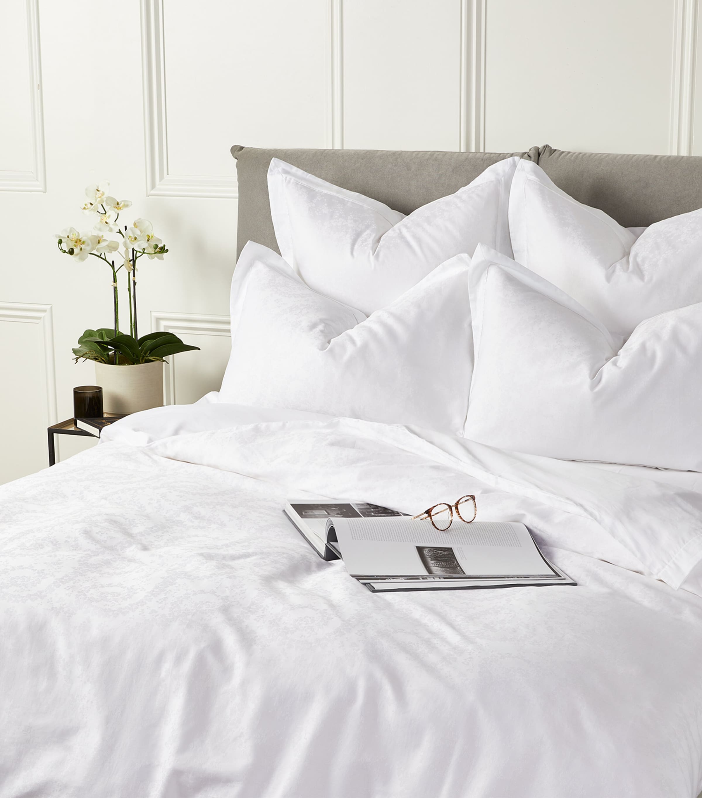 Suave Super King Fitted Sheet (180cm x 200cm) WHITE Image 5