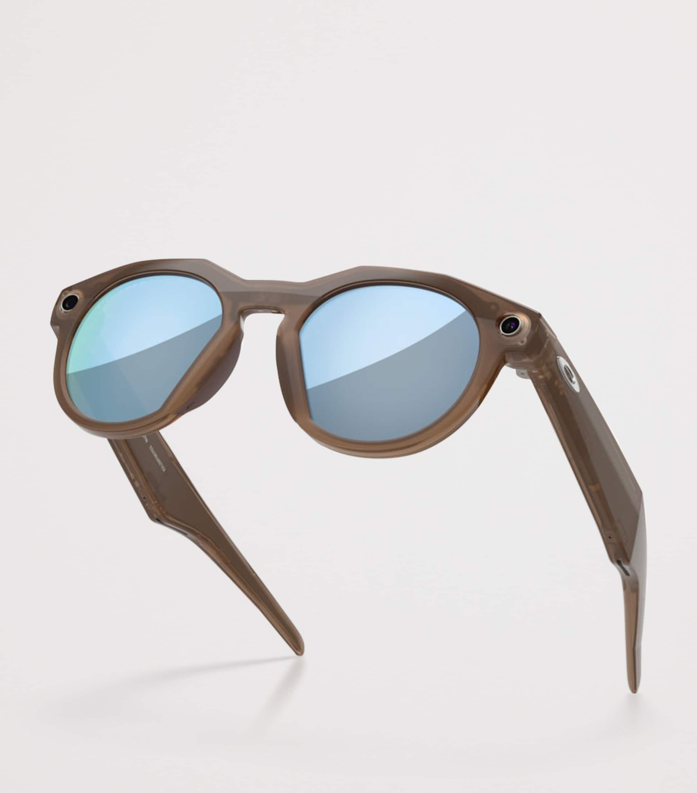 Oakley x Meta HSTN AI Sunglasses Image 4
