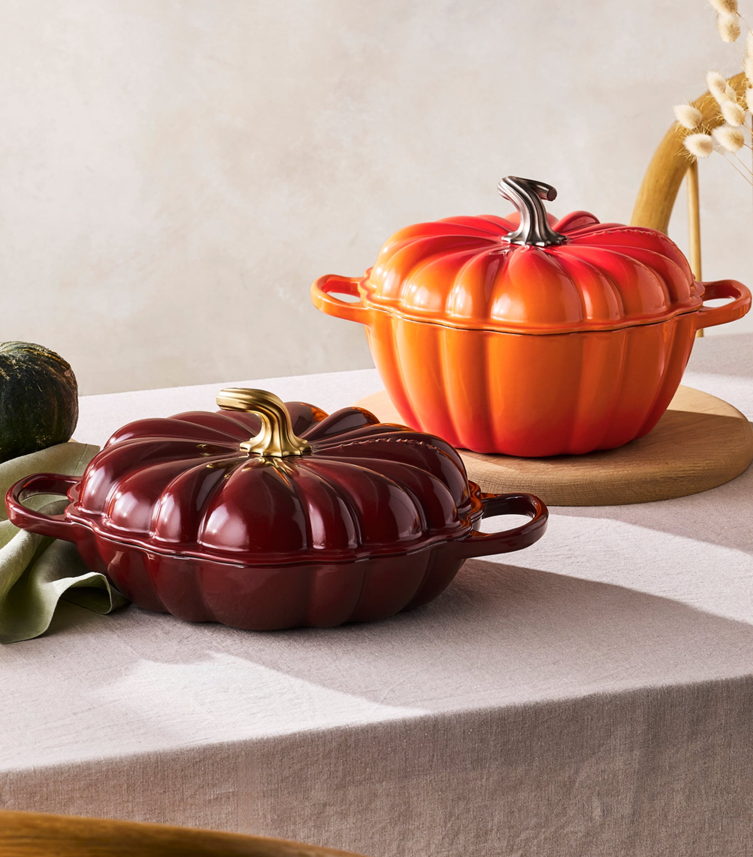 Cast Iron Pumpkin Shallow Casserole Dish (28cm) NO COLOUR Image 6
