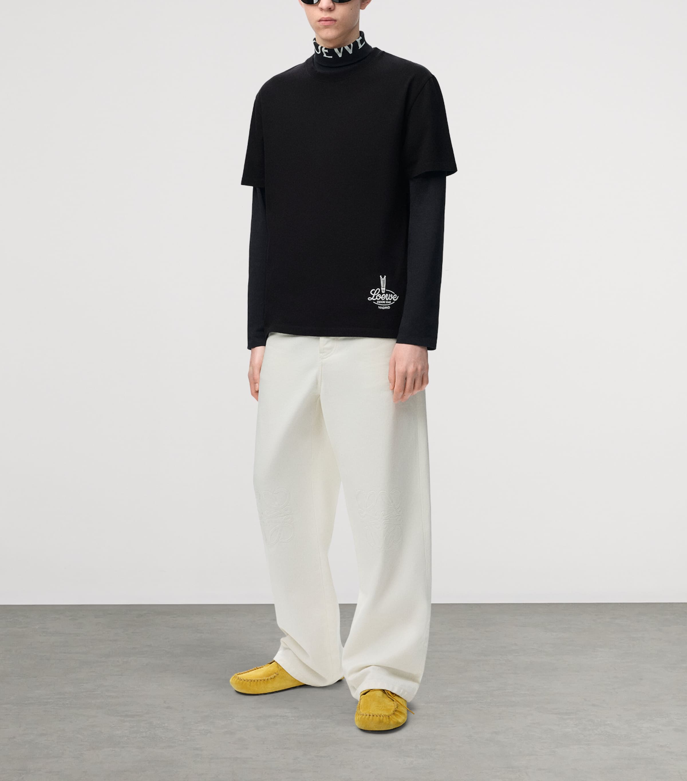 LOEWE Mens Cotton Relaxed Logo T-Shirt Black/white Image 2