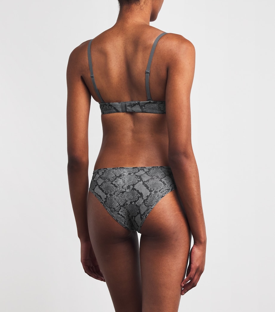 Fits Everybody T-Shirt Bra SHADOW SNAKE PRINT Image 3