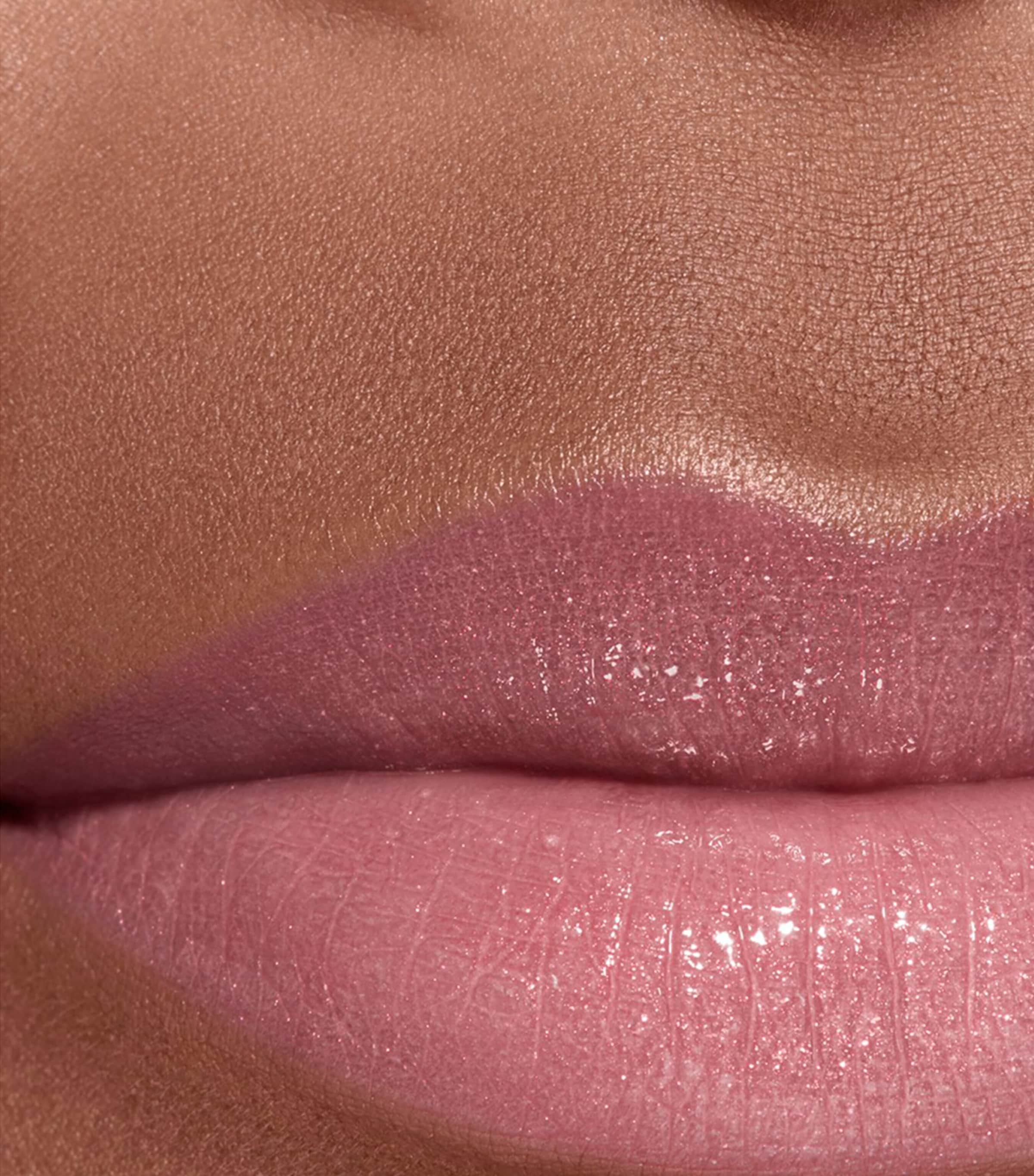 CHANEL ROUGE COCO BAUME Lip Balm Shine Sparkling Pink Image 5