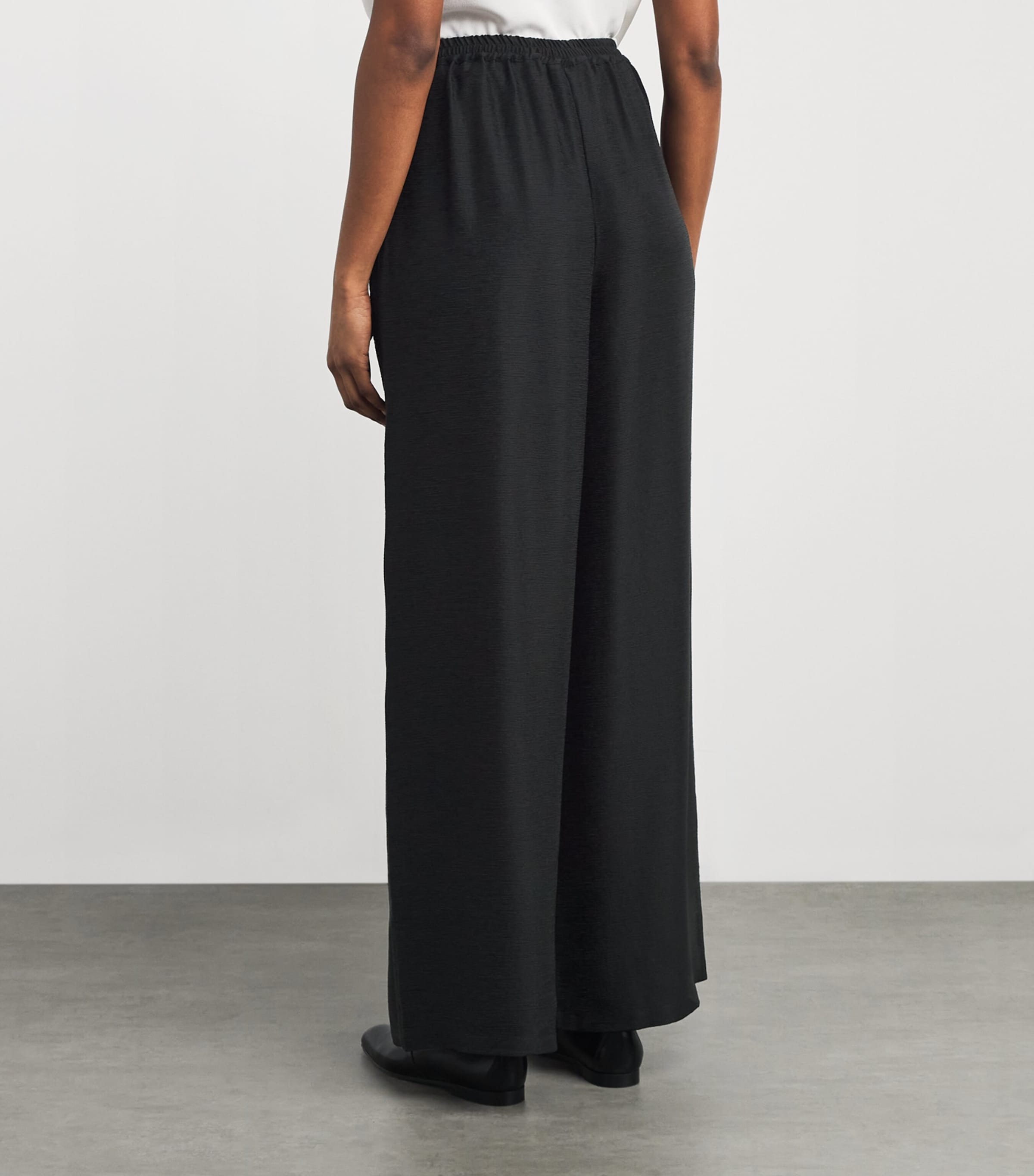 Silk Flared Trousers BLACK Image 4