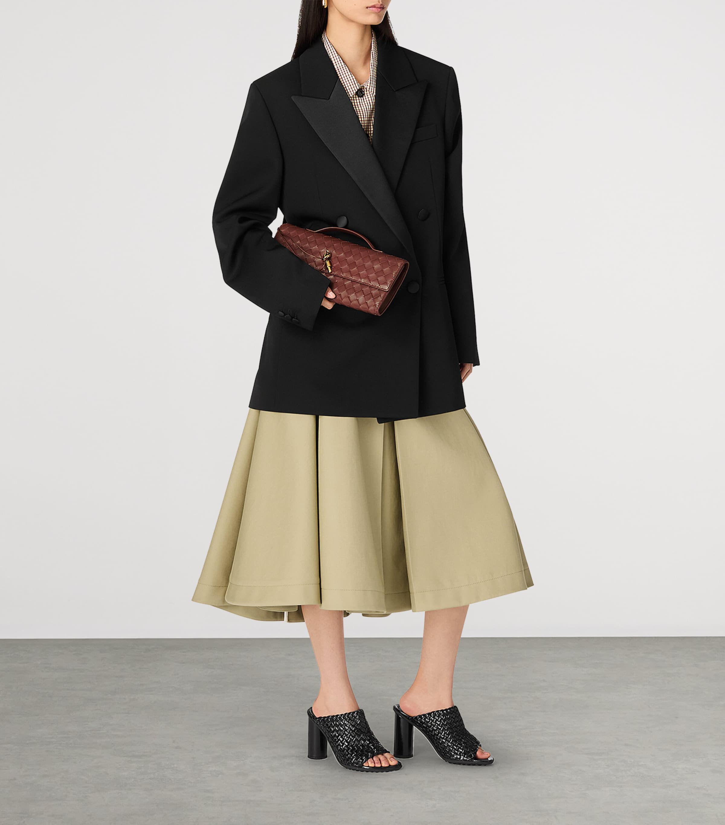 Mini Lambskin Andiamo Clutch Bag 2506 Image 2