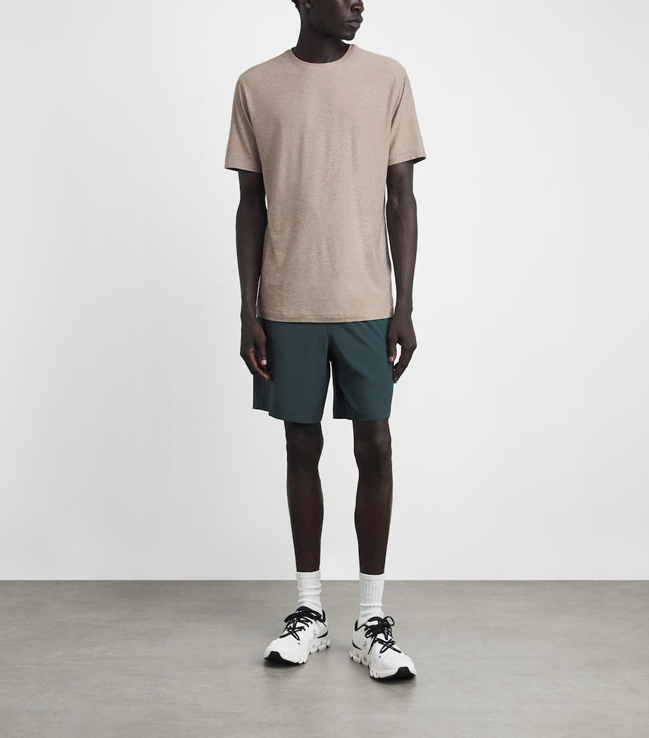 VUORI Mens Strato Tech T-Shirt Hao Acorn Heath Image 2