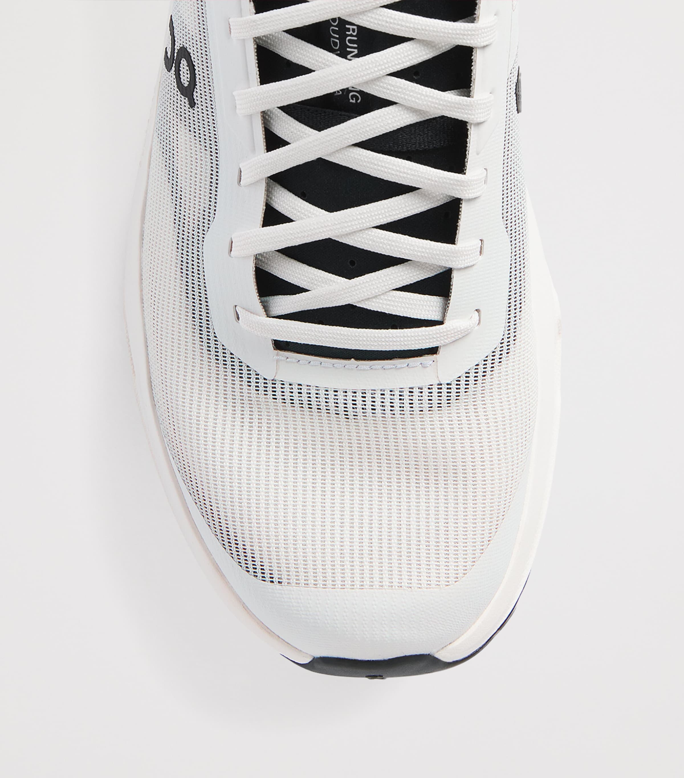 On Mens Cloudvista 3 Trainers Ivory | Wash Image 6