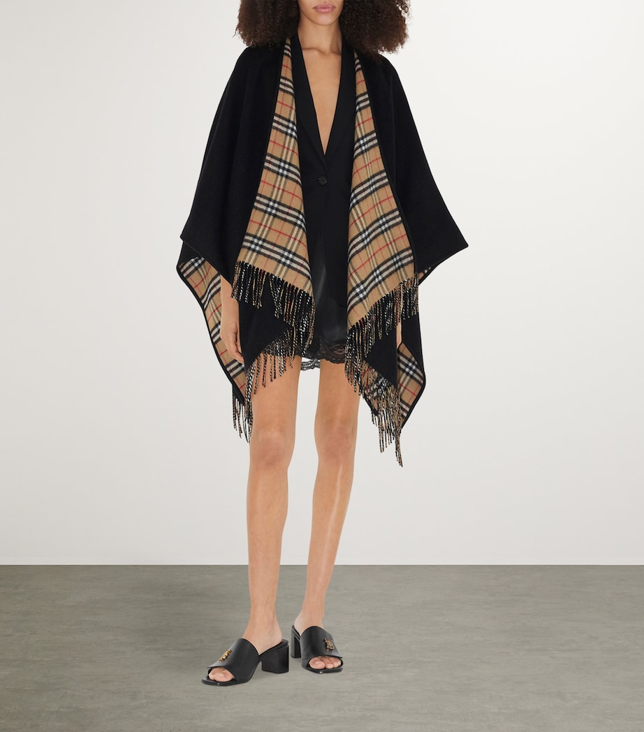 Wool Reversible Check Cape BLACK Image 8