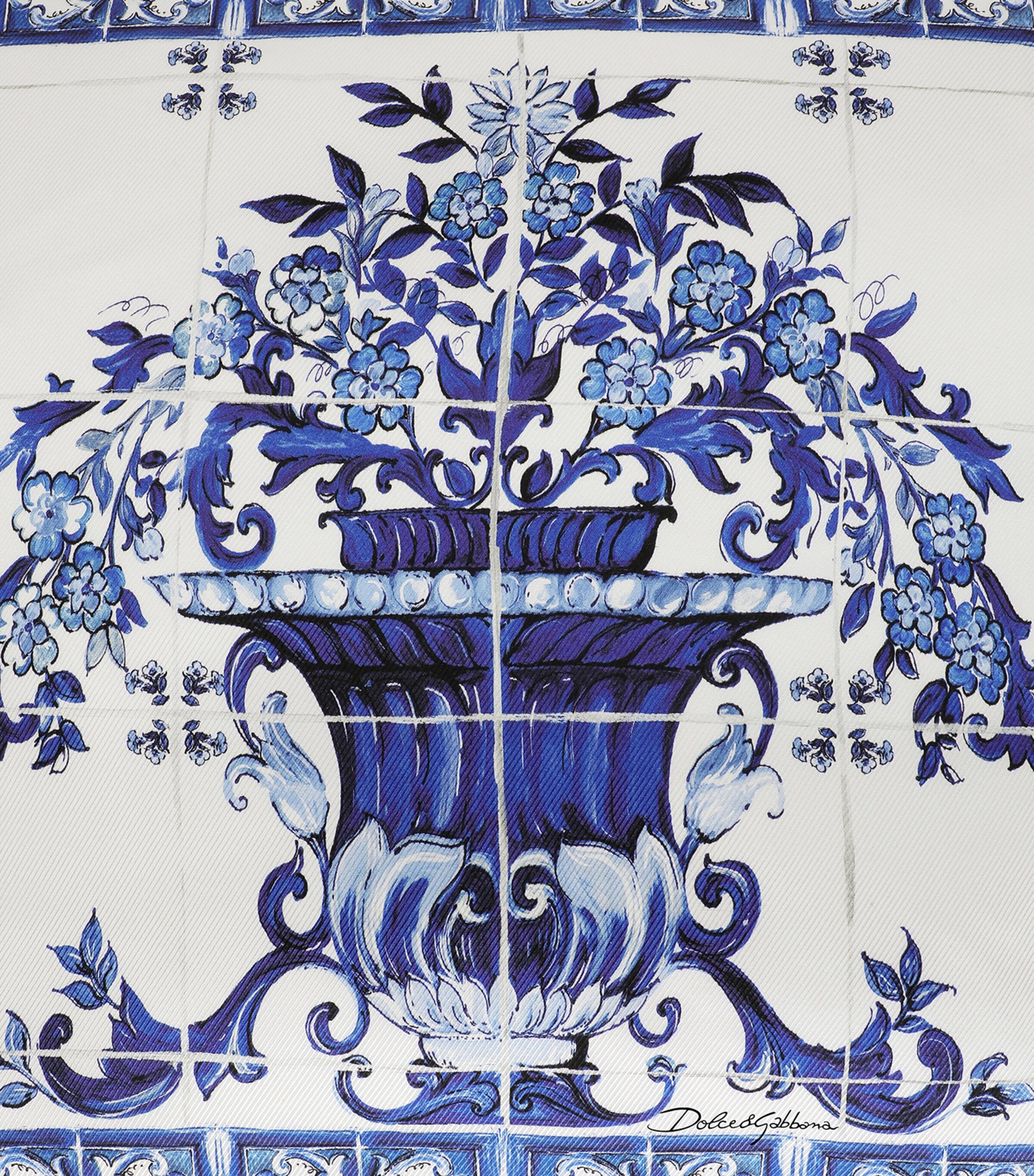 Dolce&Gabbana Casa Blu Mediterraneo Cushion (45cm x 45cm) Vaso Blu Medit Image 5