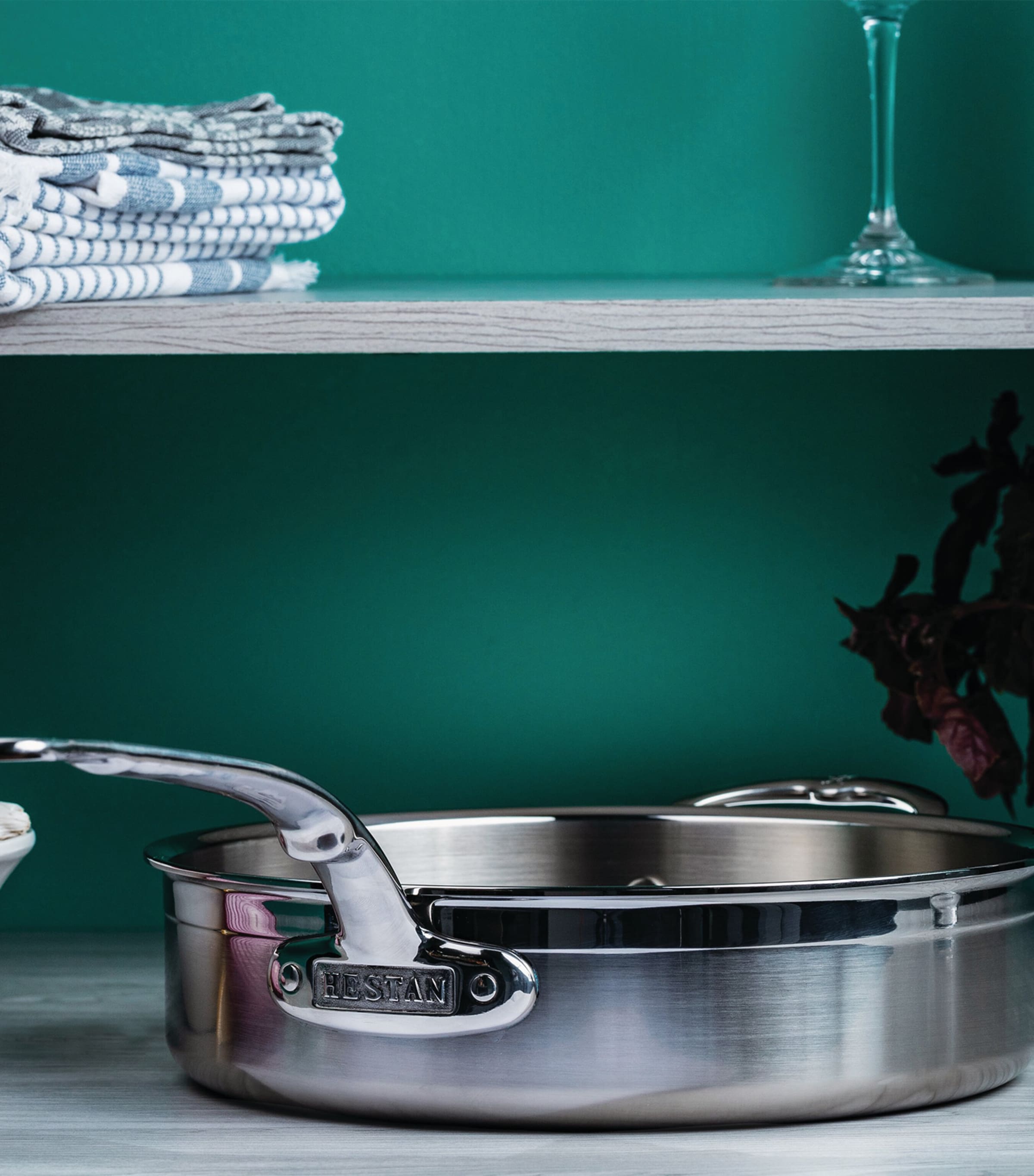 Hestan ProBond Covered Sauté (26cm) Stainless Steel Image 2