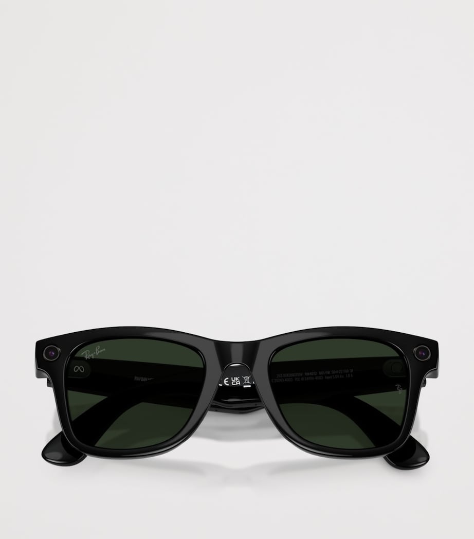Ray-Ban Meta Wayfarer AI Sunglasses Image 5