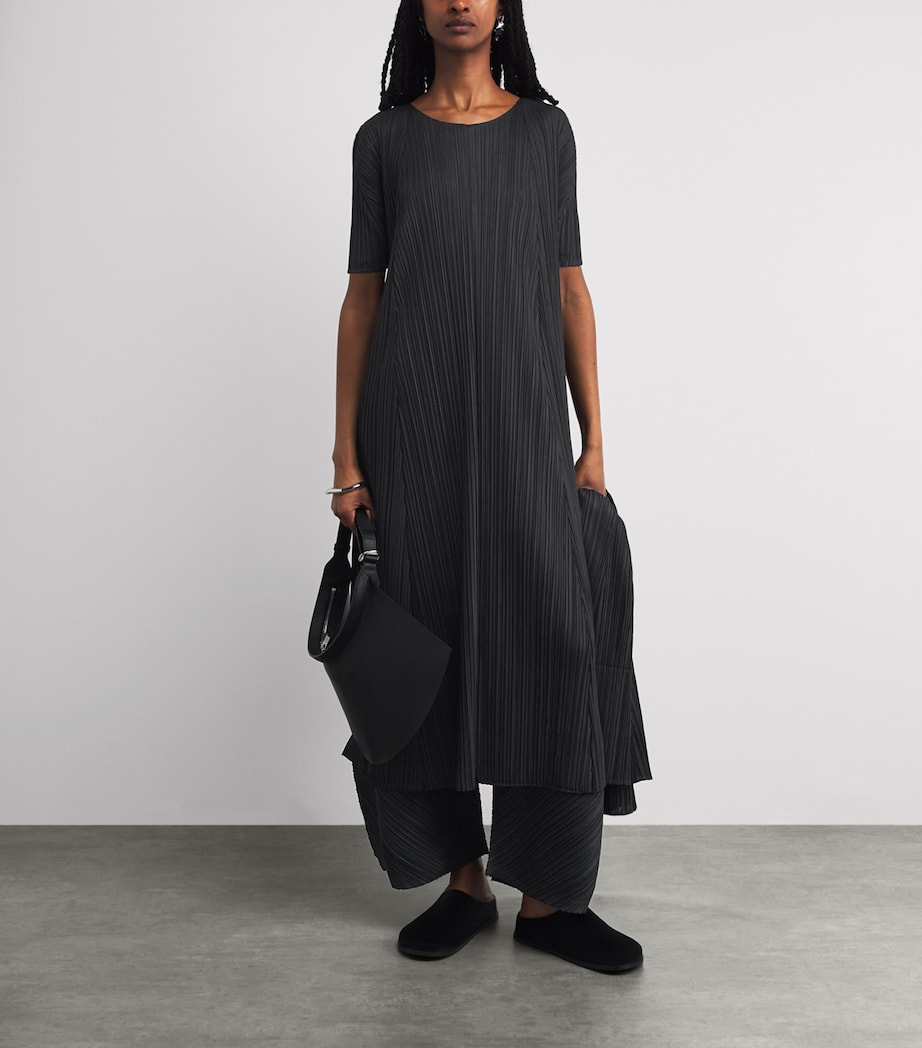 Pleats Please Issey Miyake Womens Mellow Pleats Midi Dress Black Image 2