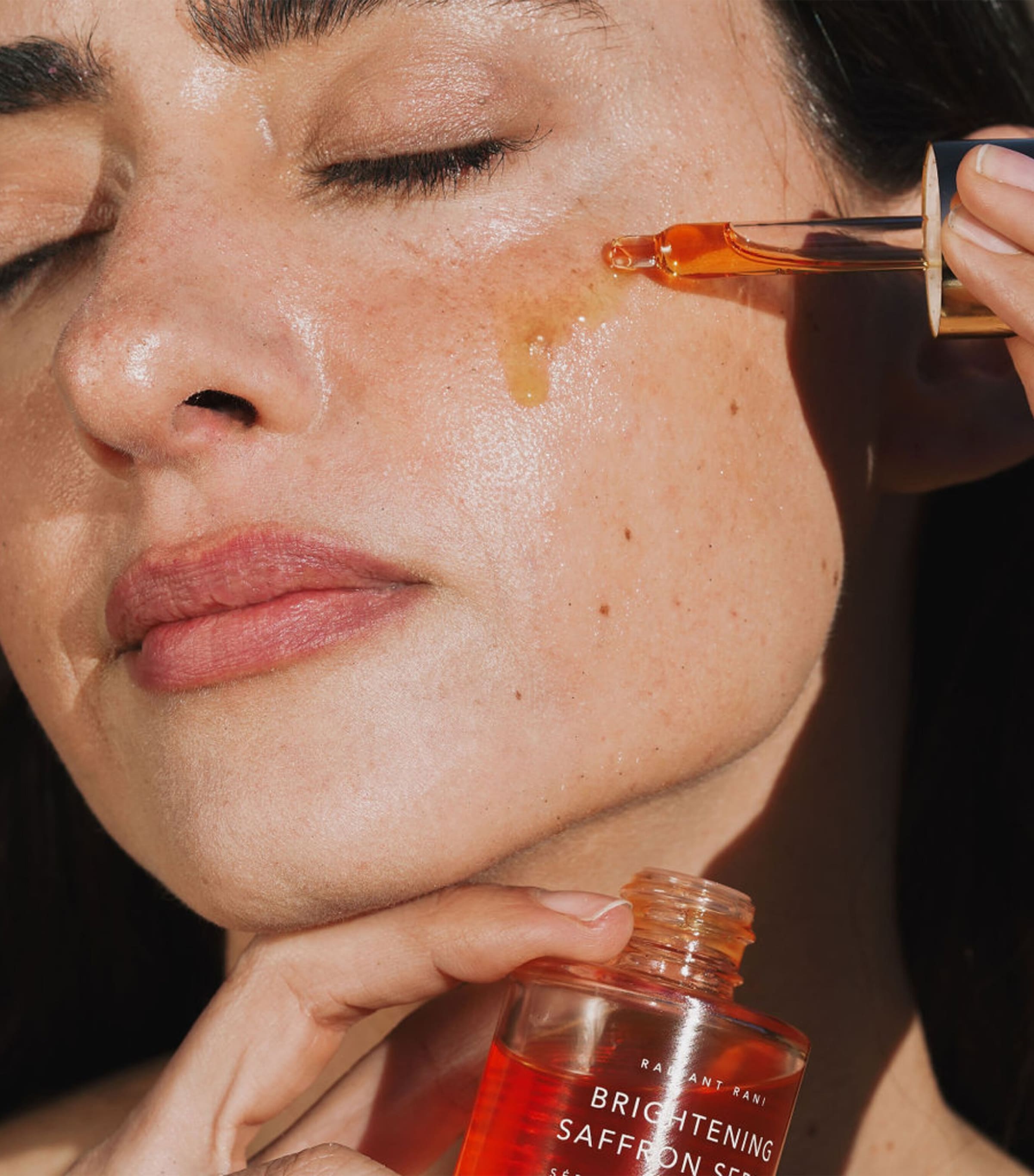 Radiant Rani Brightening Saffron Serum (30ml) NO COLOUR Image 2