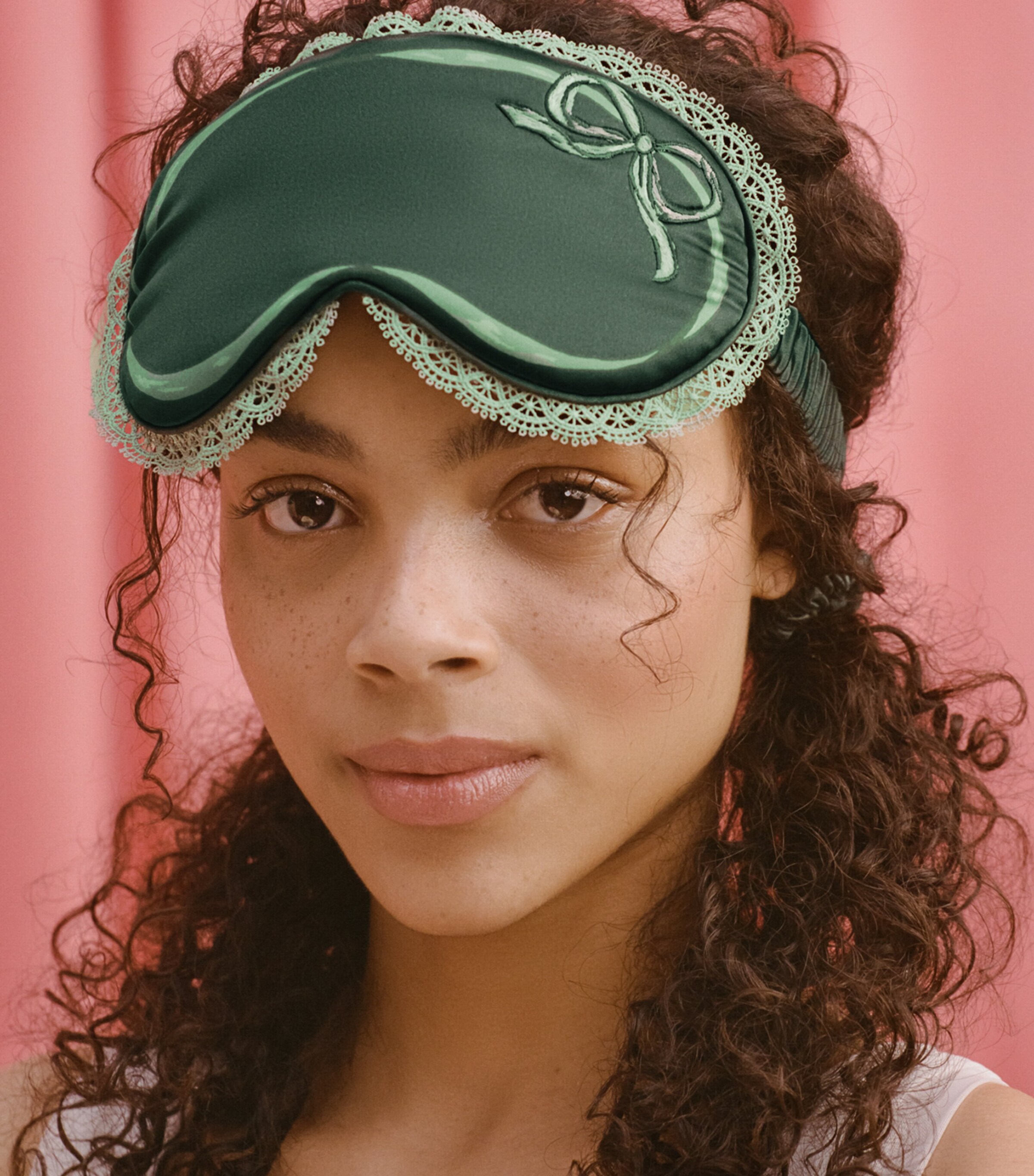 Slip Mulberry Silk Contour Sleep Mask Peppermint Dreams Image 5