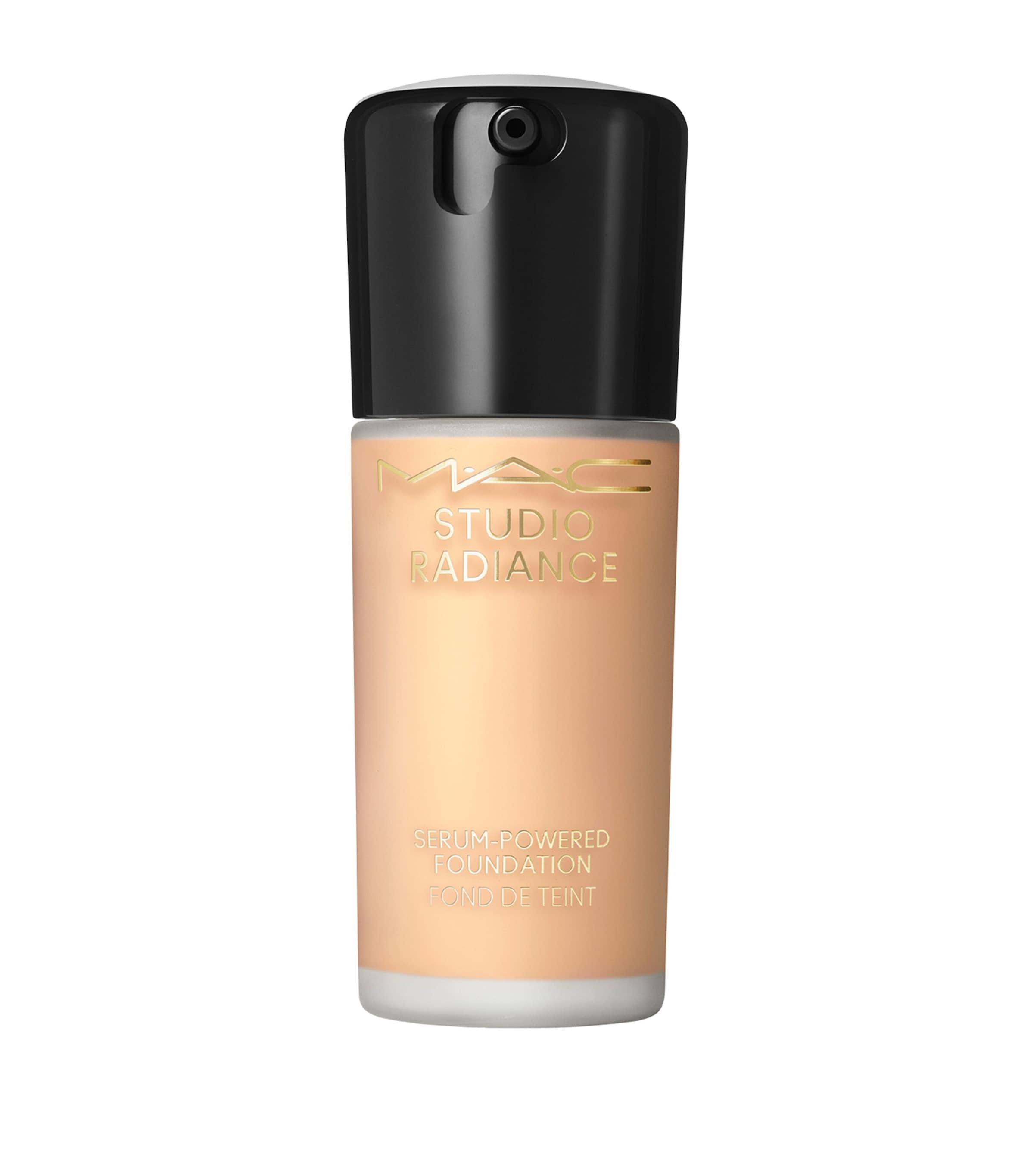 Mac Studio Radiance Serum-powered Foundation