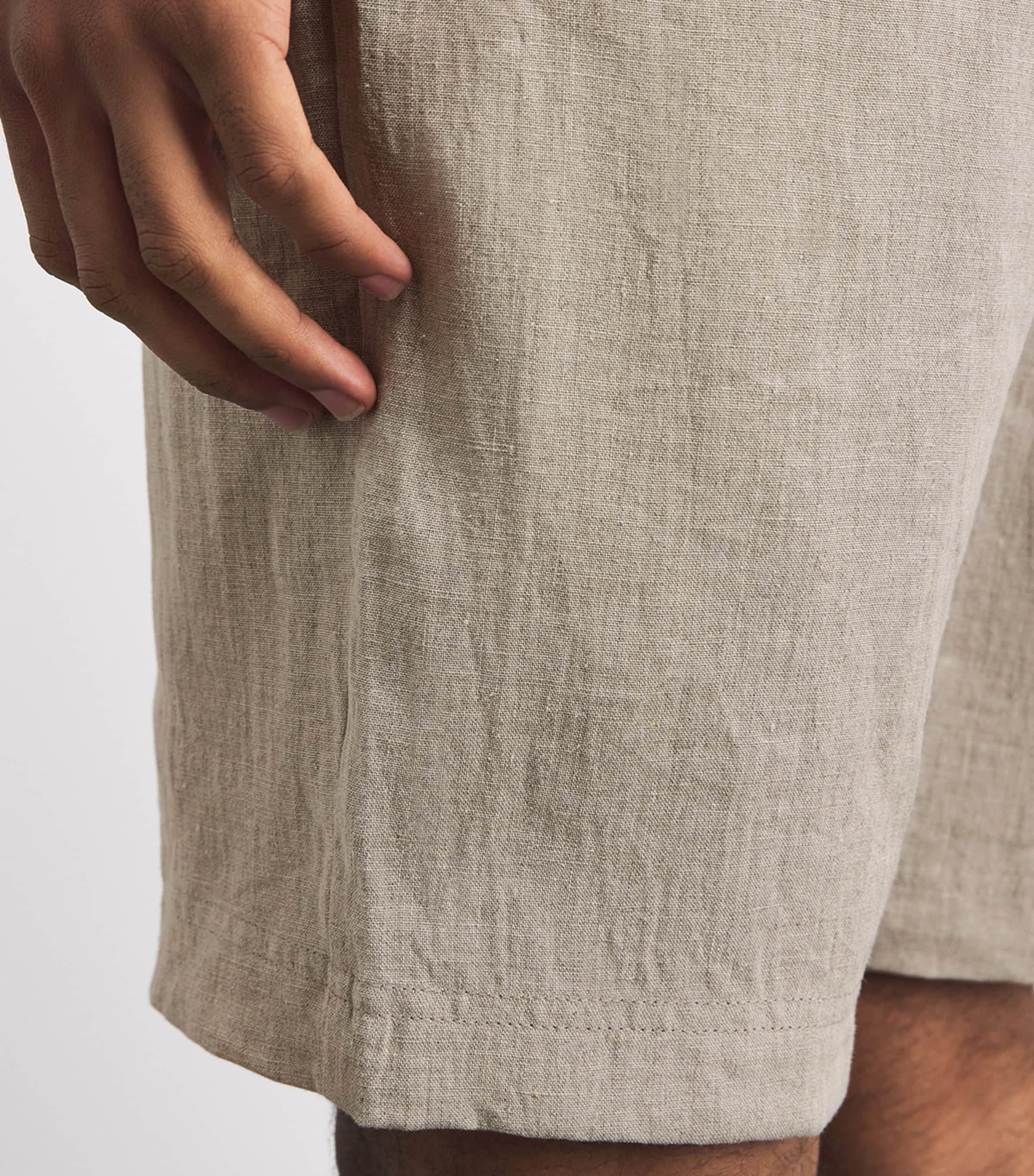 Sunspel Mens Linen Drawstring Shorts Brbd Sand Image 3