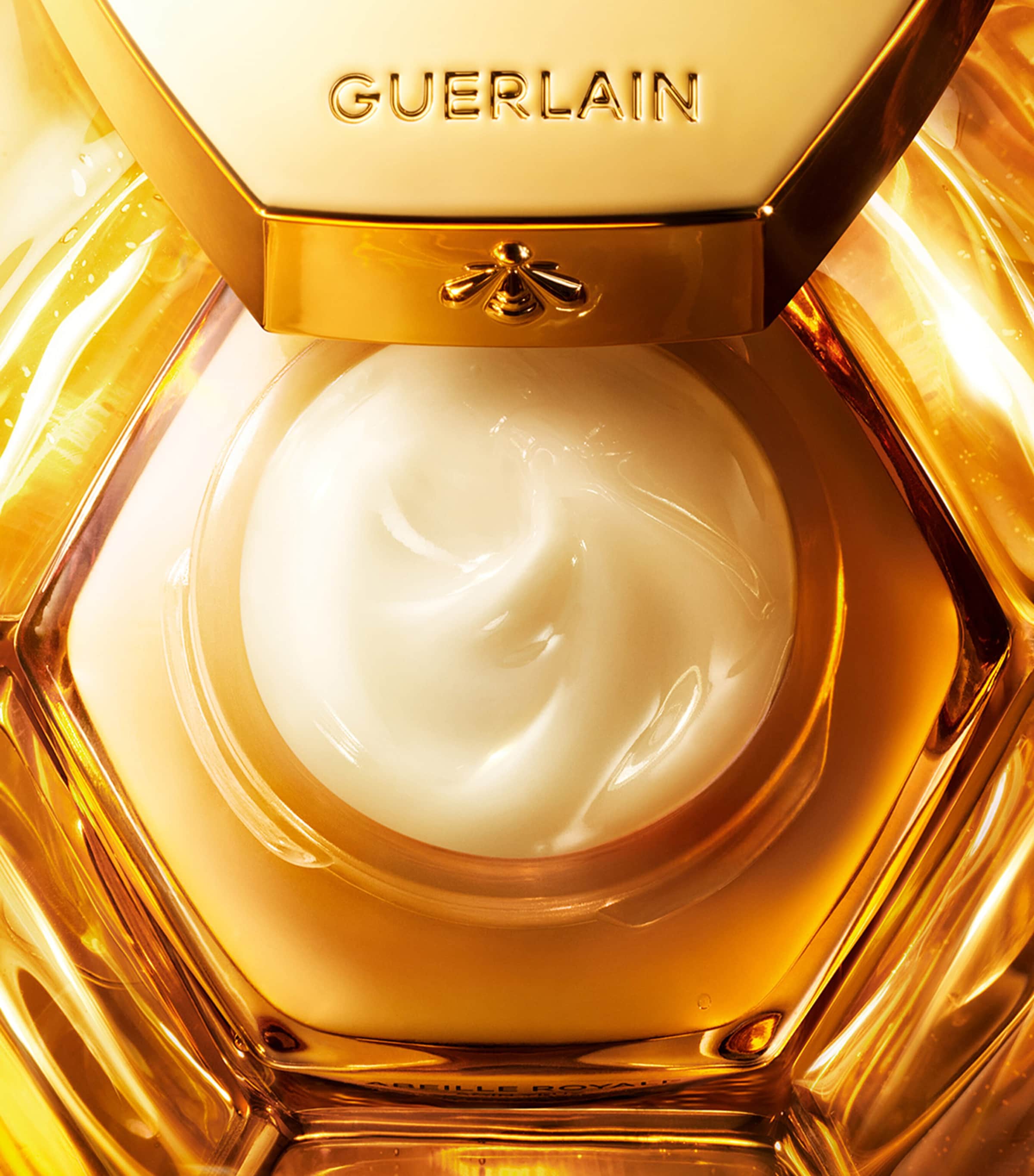 Guerlain Abeille Royale Youth Repair Eye Care (15ml) Image 6