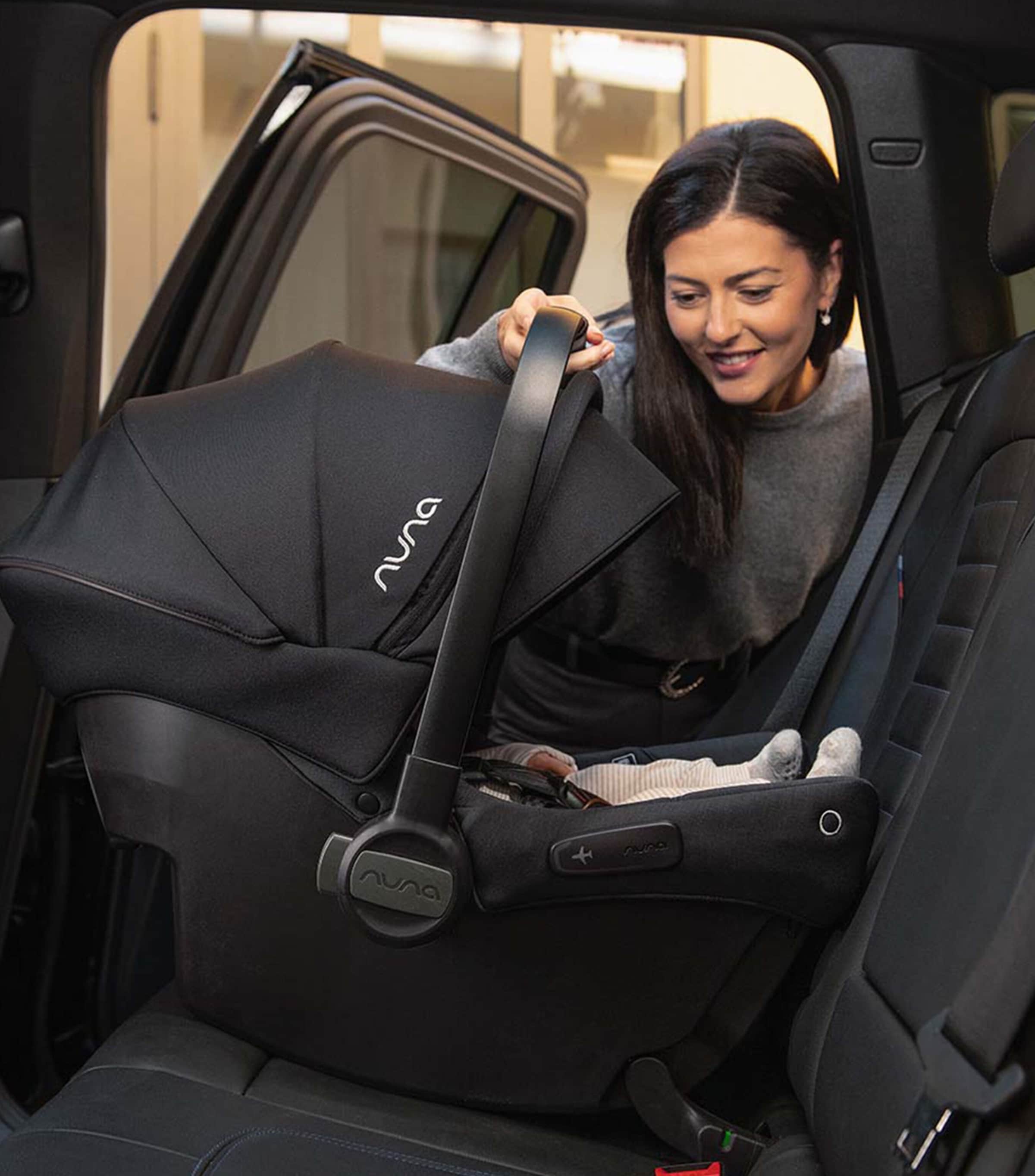 TRIV Next Urbn Bundle with PIPA Urbn Car Seat CEDAR Image 12