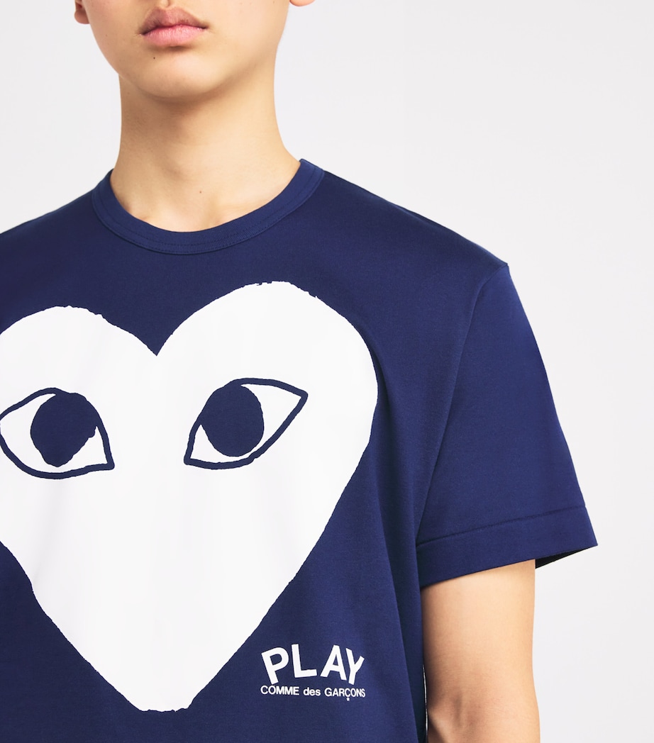 Comme Des Garçons Play Mens Heart Logo T-Shirt Navy Image 6