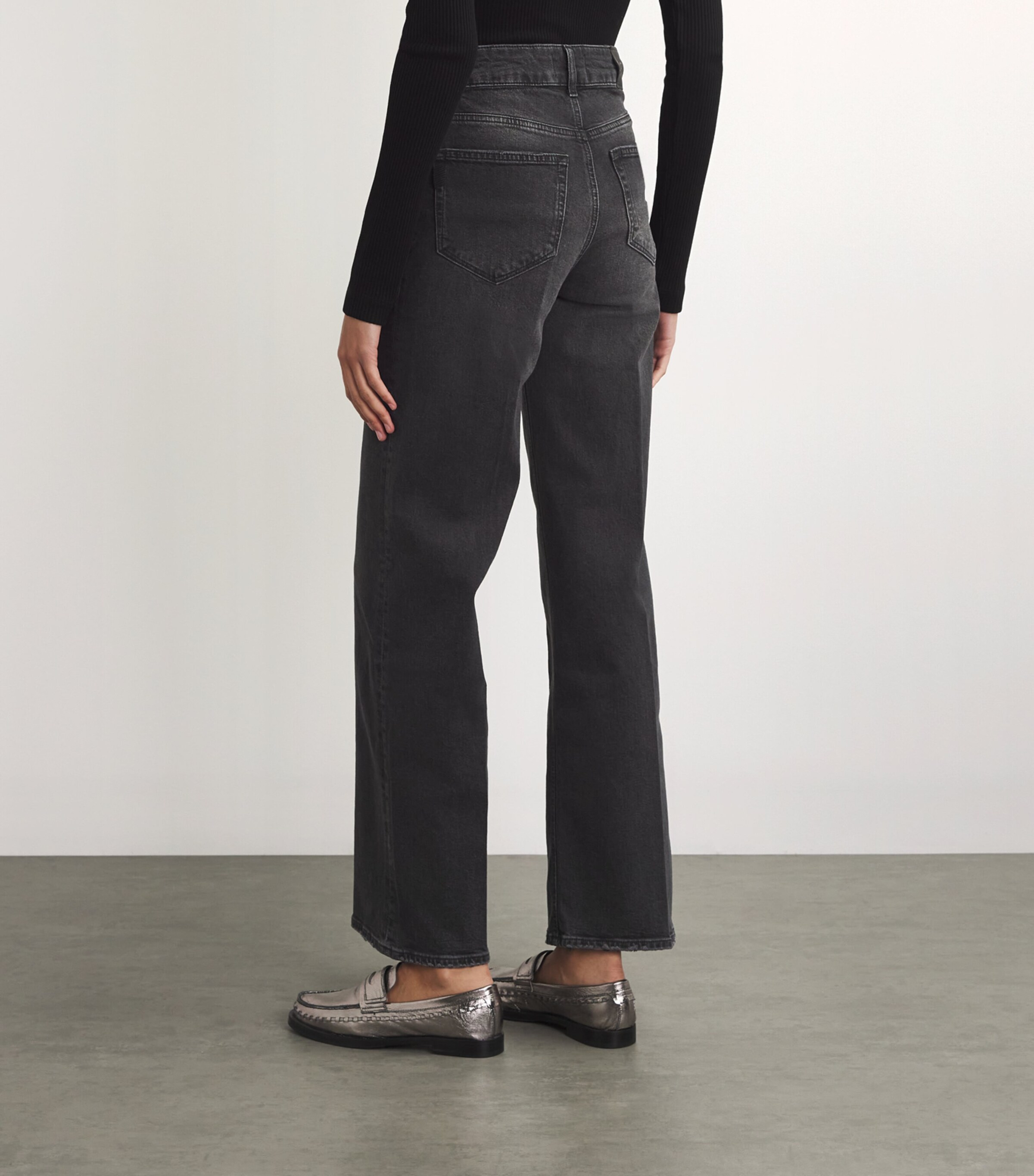 Sasha High-Waist Straight Jeans  VIPER BLK DISTRSSD Image 4