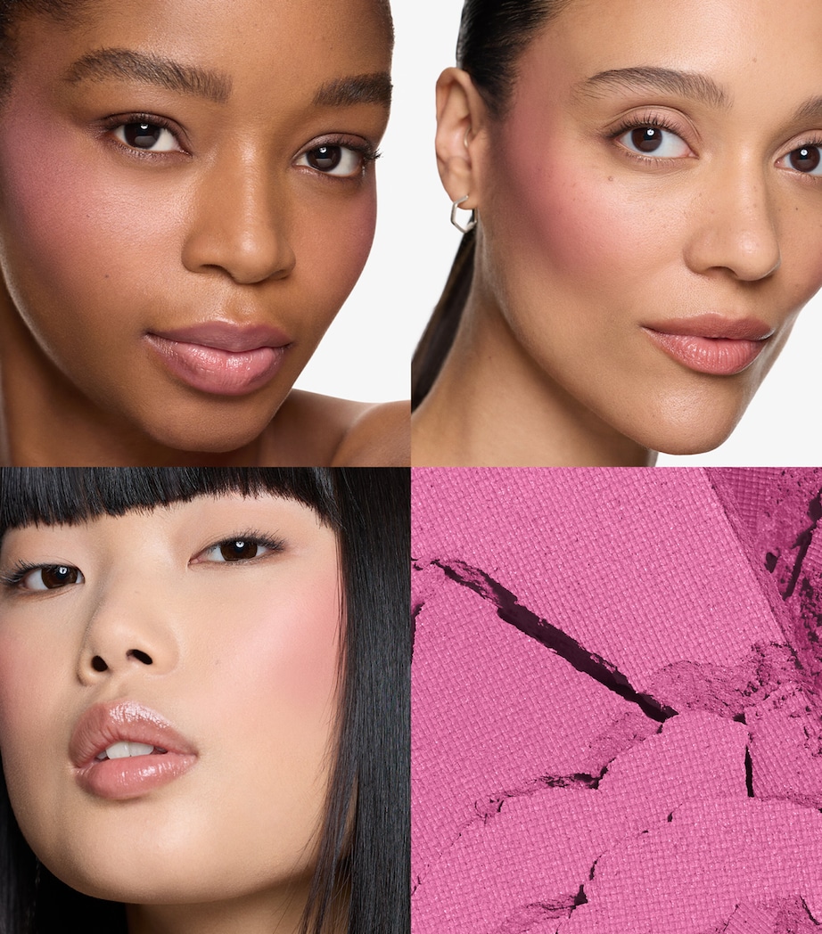 Blush Powder CATCHME Image 3