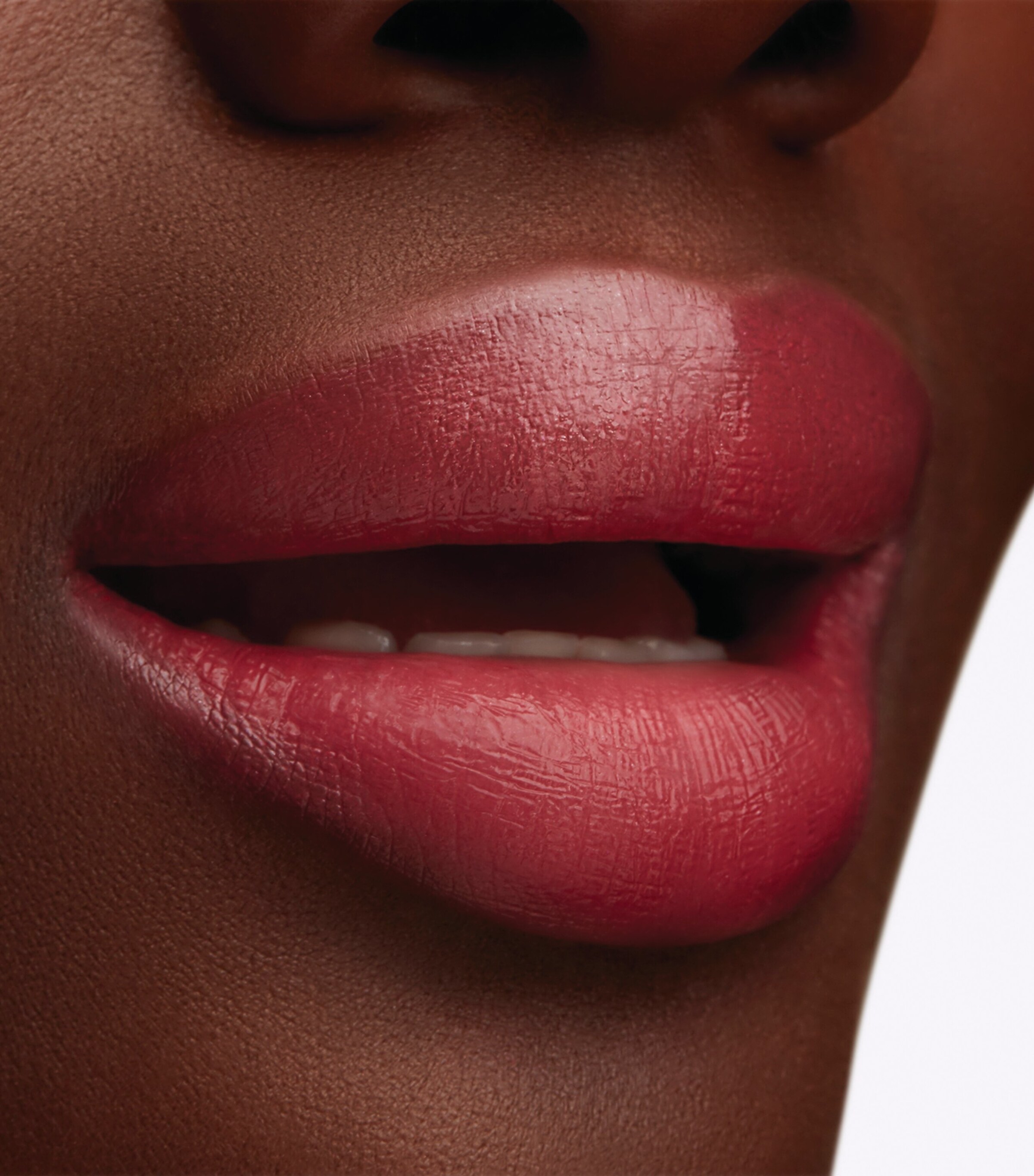 Lustreglass Sheer-Shine Lipstick BEAM THERE DONE THAT Image 11