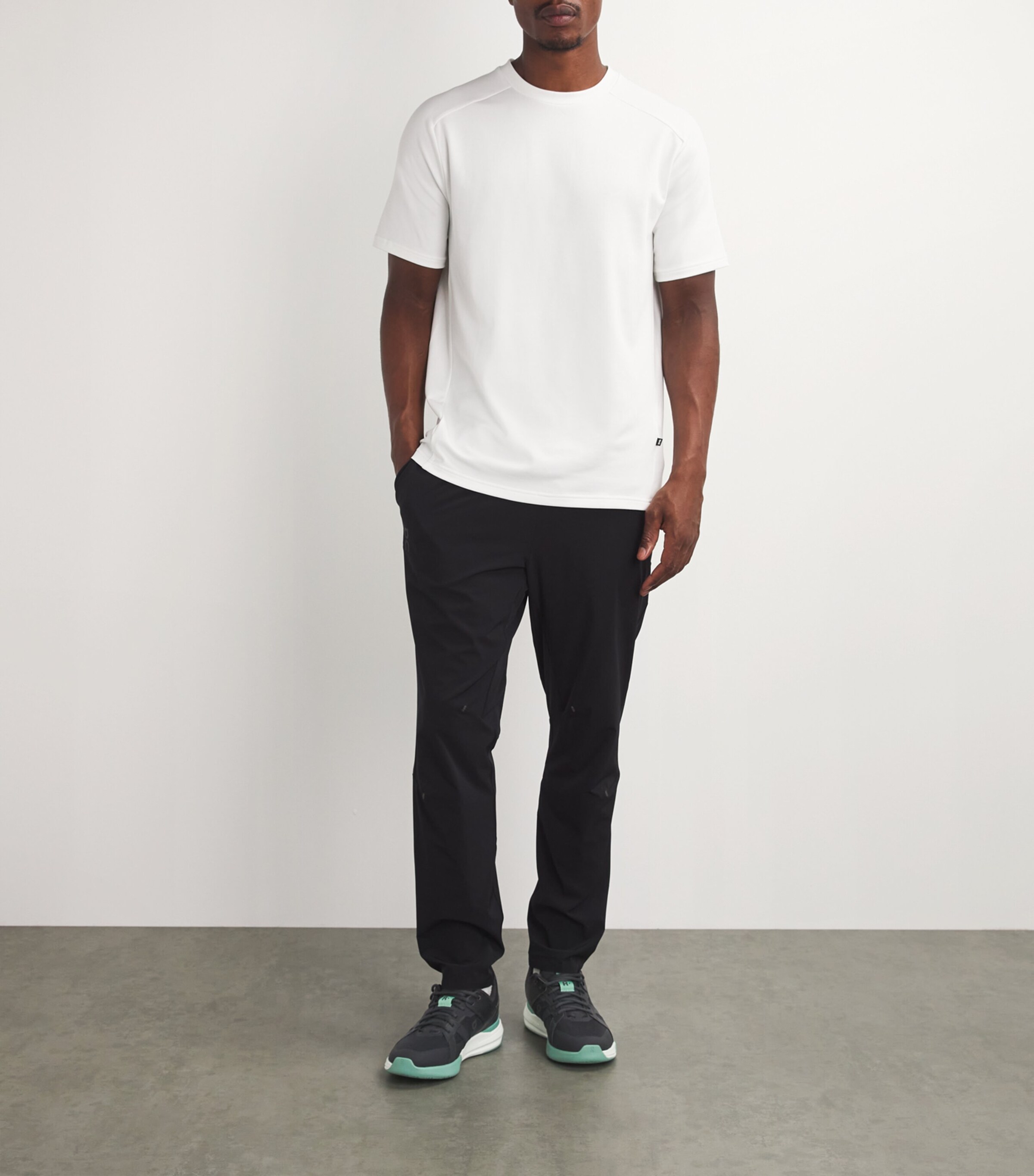 x Roger Federer The Roger Clubhouse Pro Trainers BLACK | GREEN Image 6