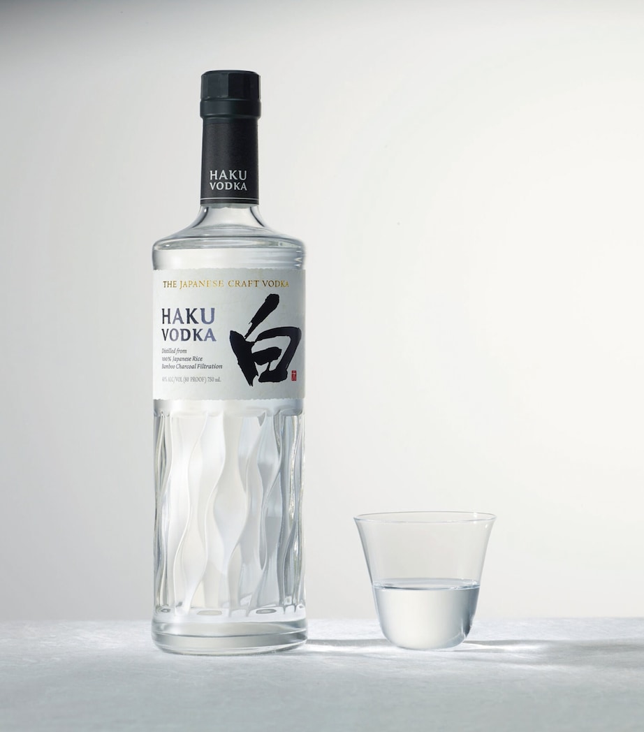 Haku Vodka (70cl) CLEAR Image 2